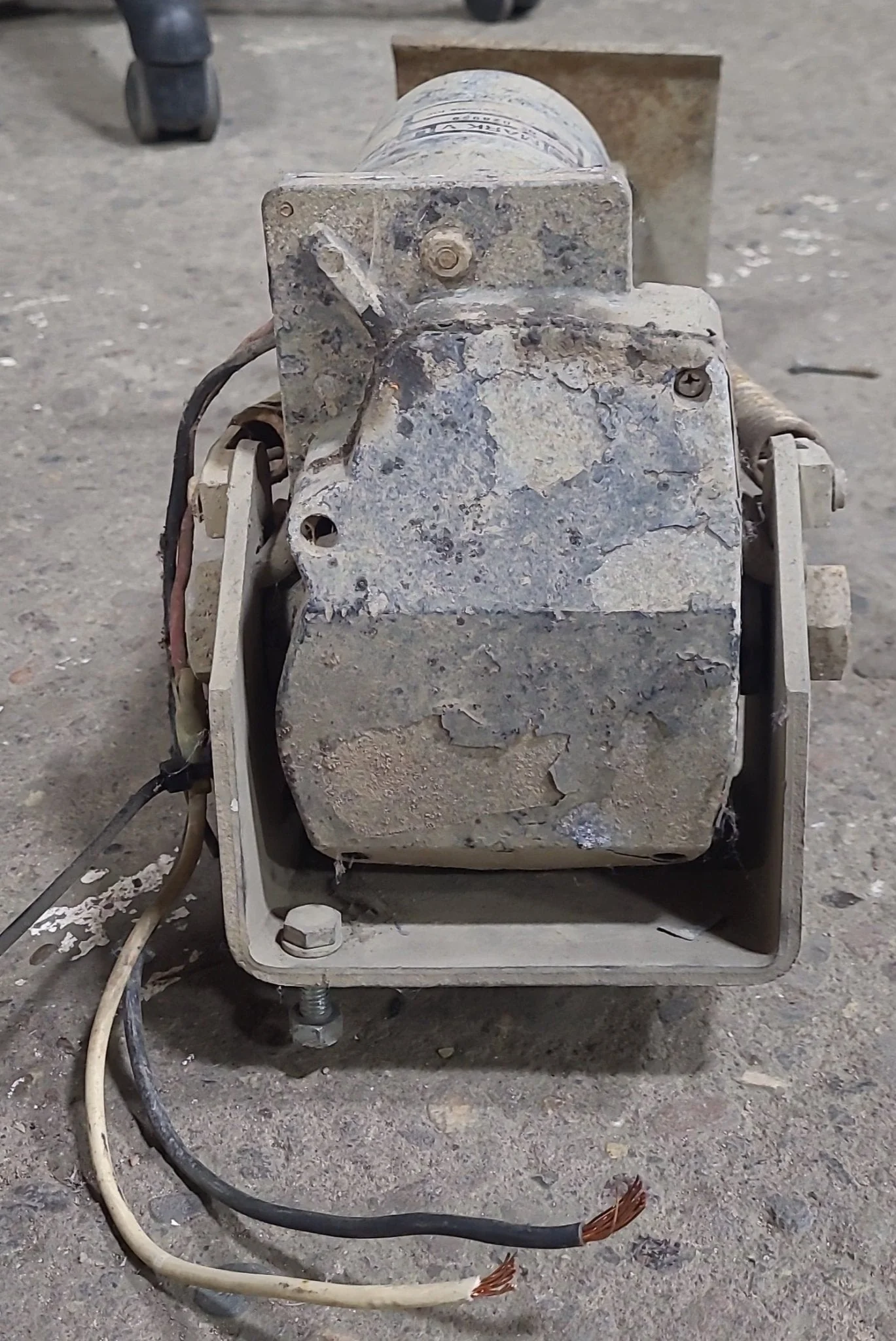 Used A&E Hydraulic levelling Jack Leg - MARK V - Image 5