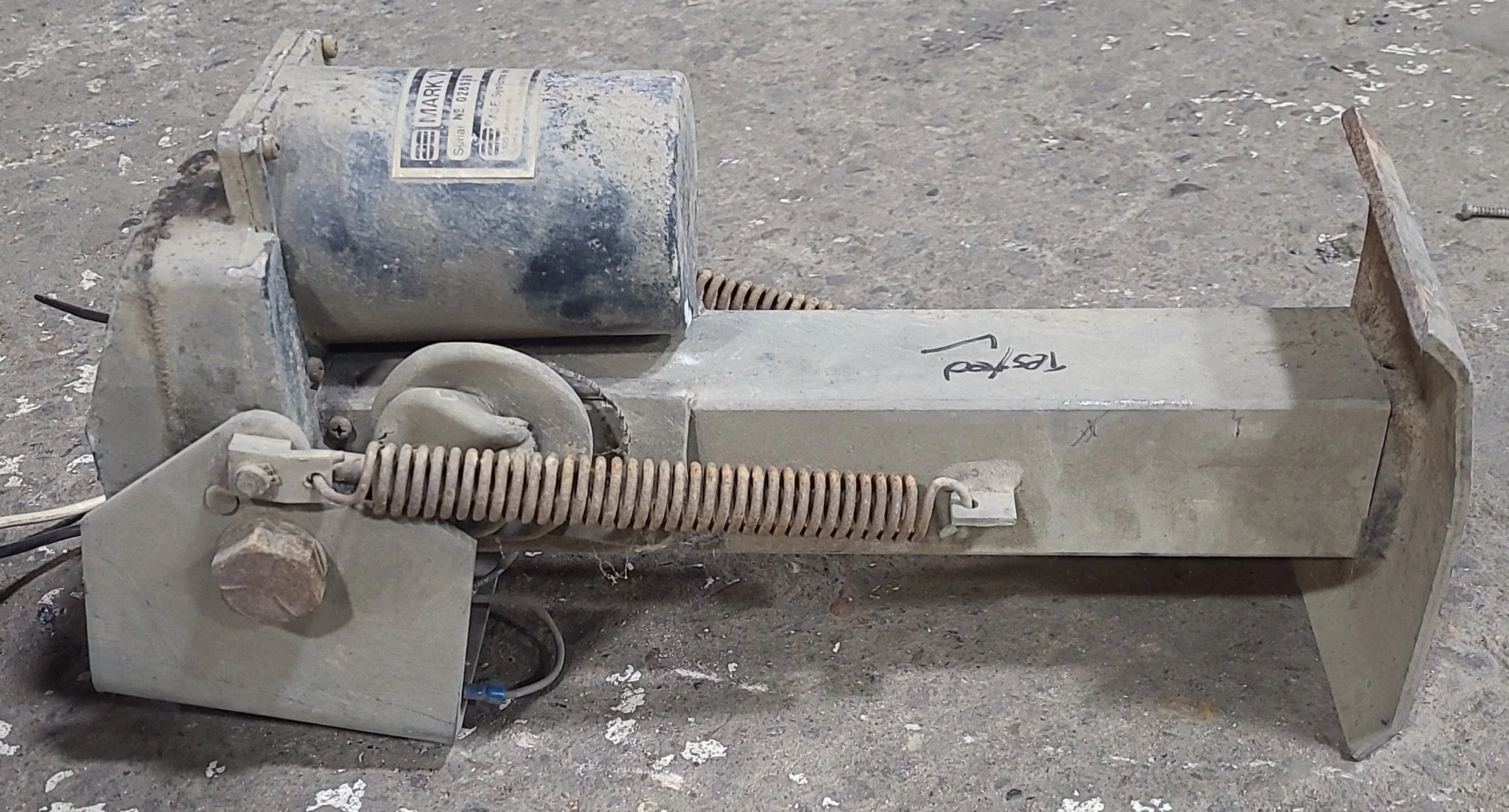 Used A&E Hydraulic levelling Jack Leg - MARK V - Image 6