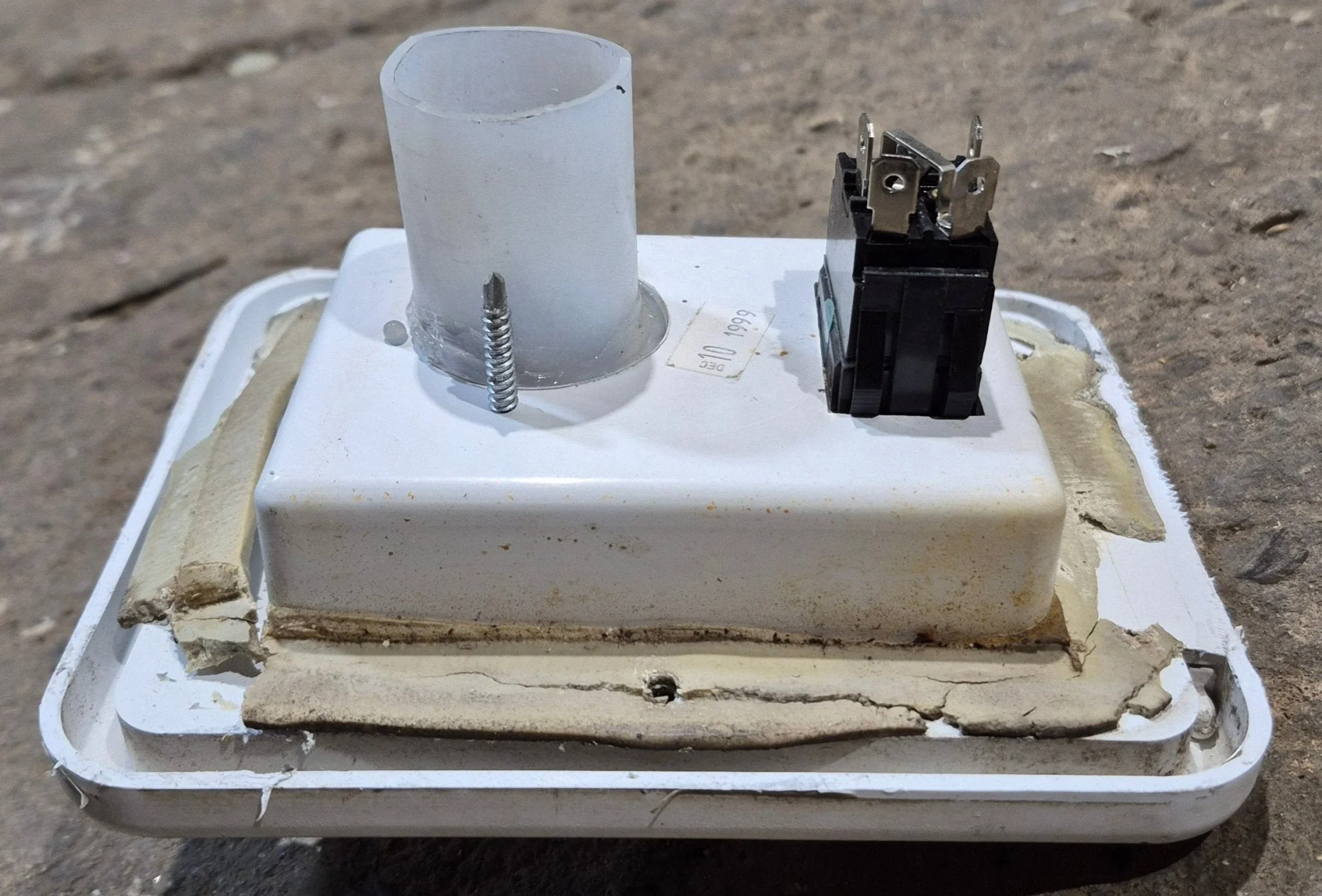 Used Access Hatch Landing Gear Legs Control Switch - 5" W x 6 1/4" H - Image 4