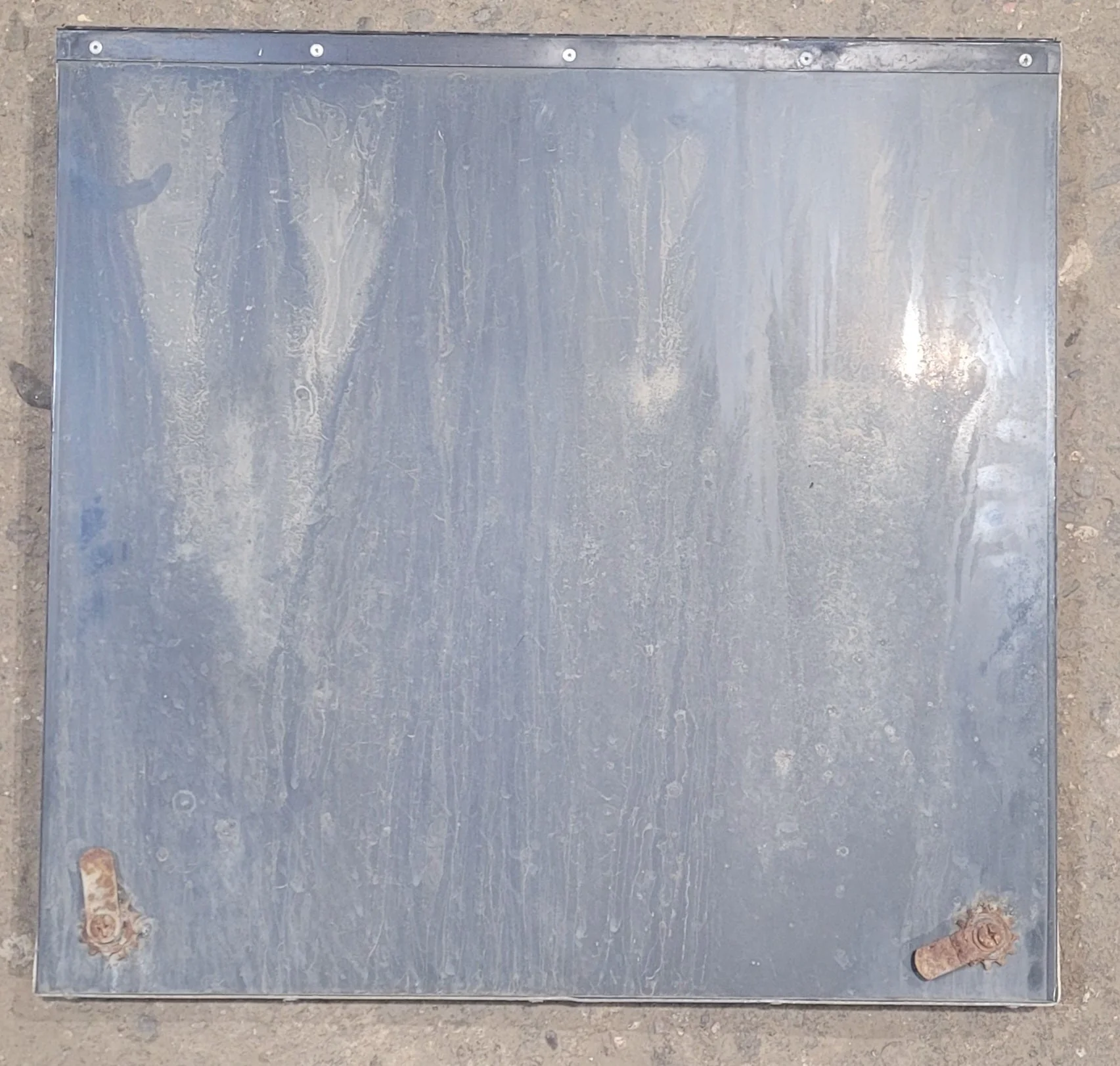 Used Airstream Passenger Side Basement Luggage Door - Image 2