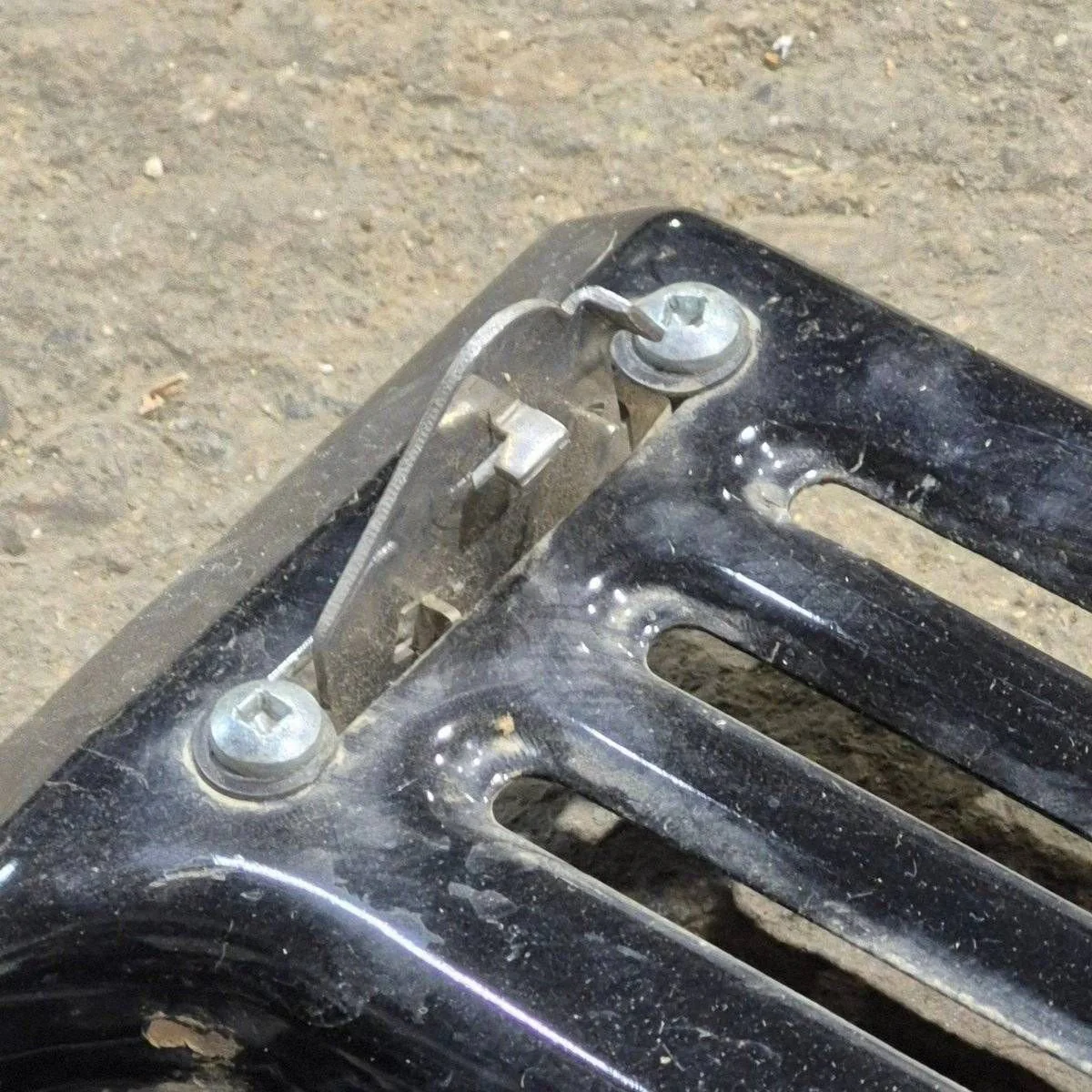 Used Atwood 3 Burner Main Top, Black - 52009 - Image 2