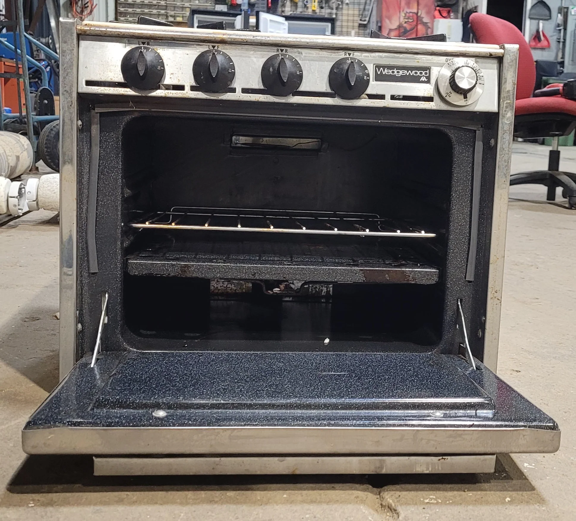 Used Atwood / Wedgewood range stove 4-burner Retro - T2130 - Image 2