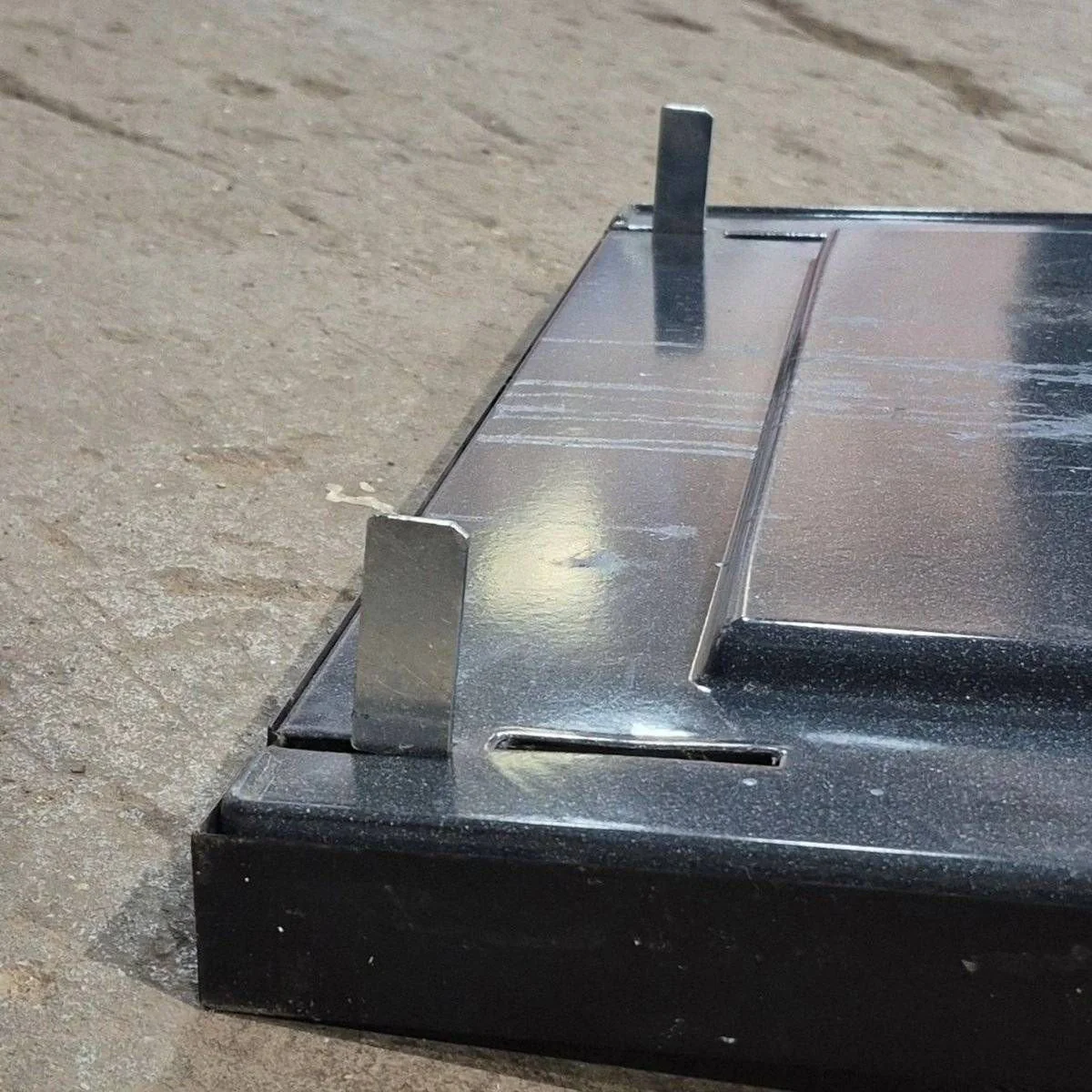 Used Atwood / Wedgewood Stove Door - 51850 - 20 3/4" x 13 3/8 - Image 4