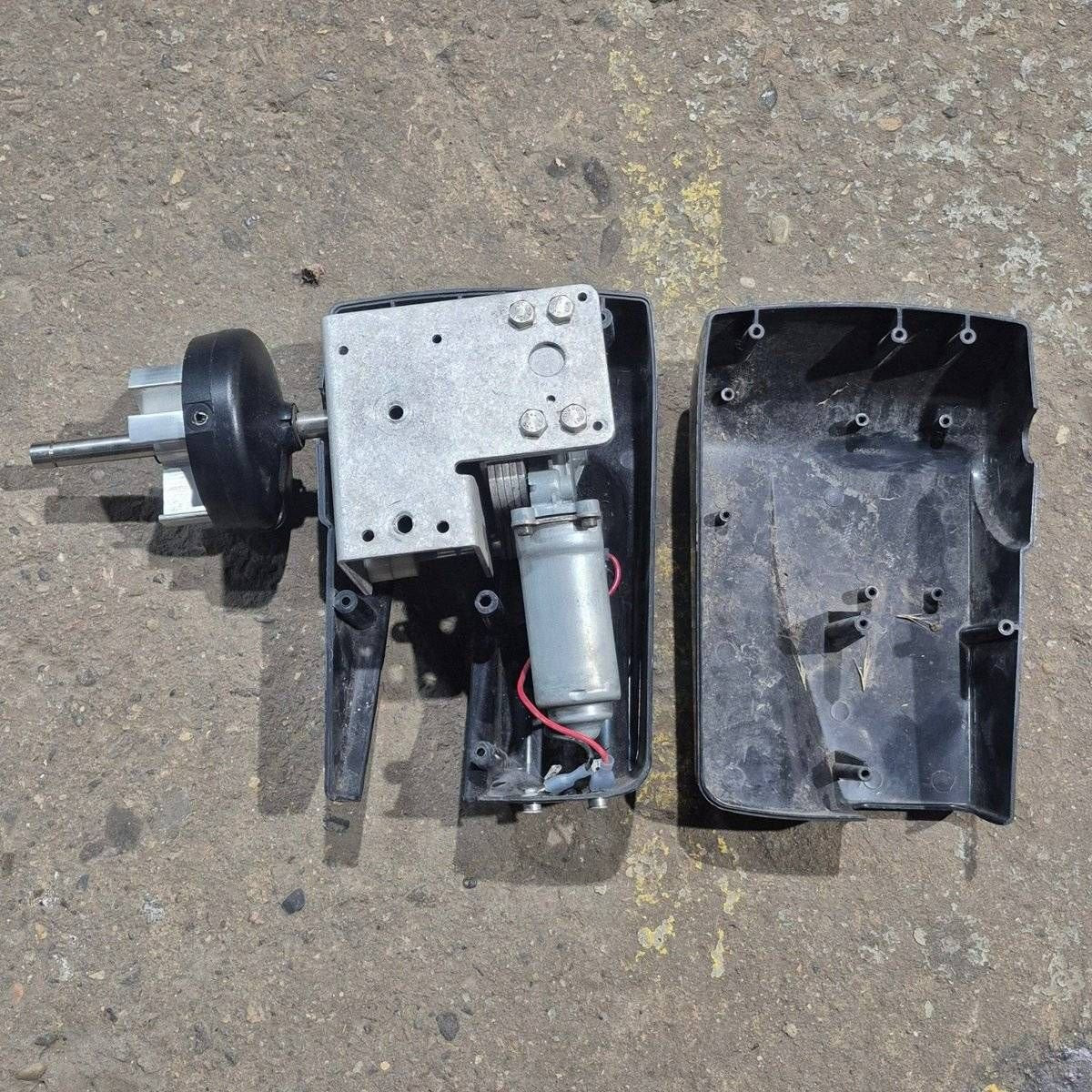 Used Awning Drive Arm Assembly - Unknown - Image 7
