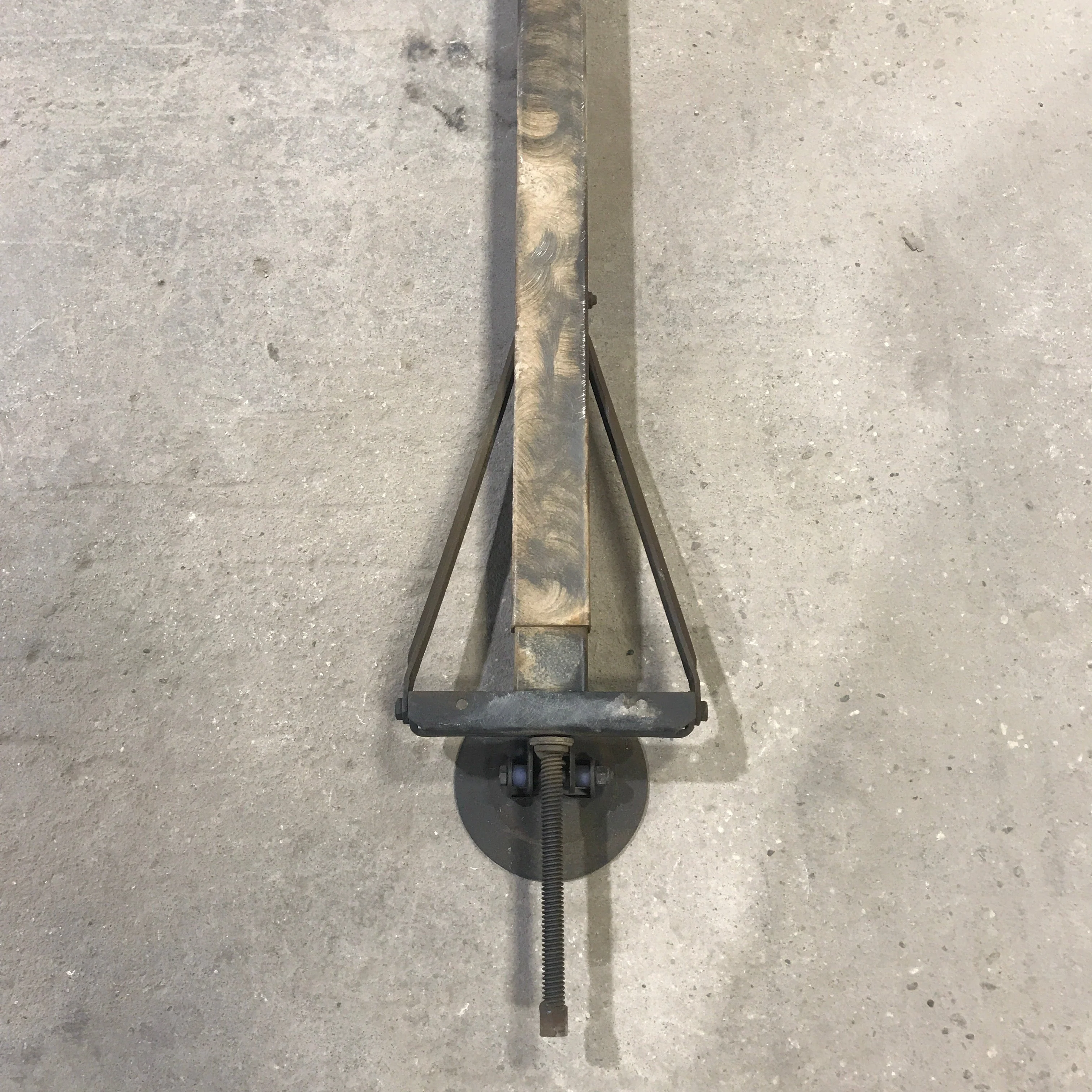 Used BAL Telescopic Stabilizer Jack 79" - Image 3
