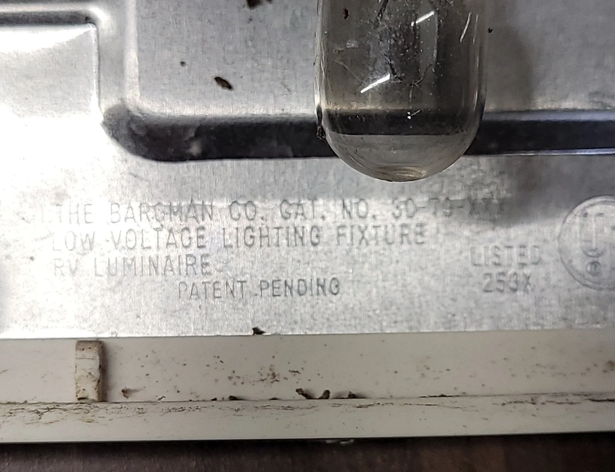 Used Bargman Oval Porch Light 6 5/8" X 3 1/2" - Image 4