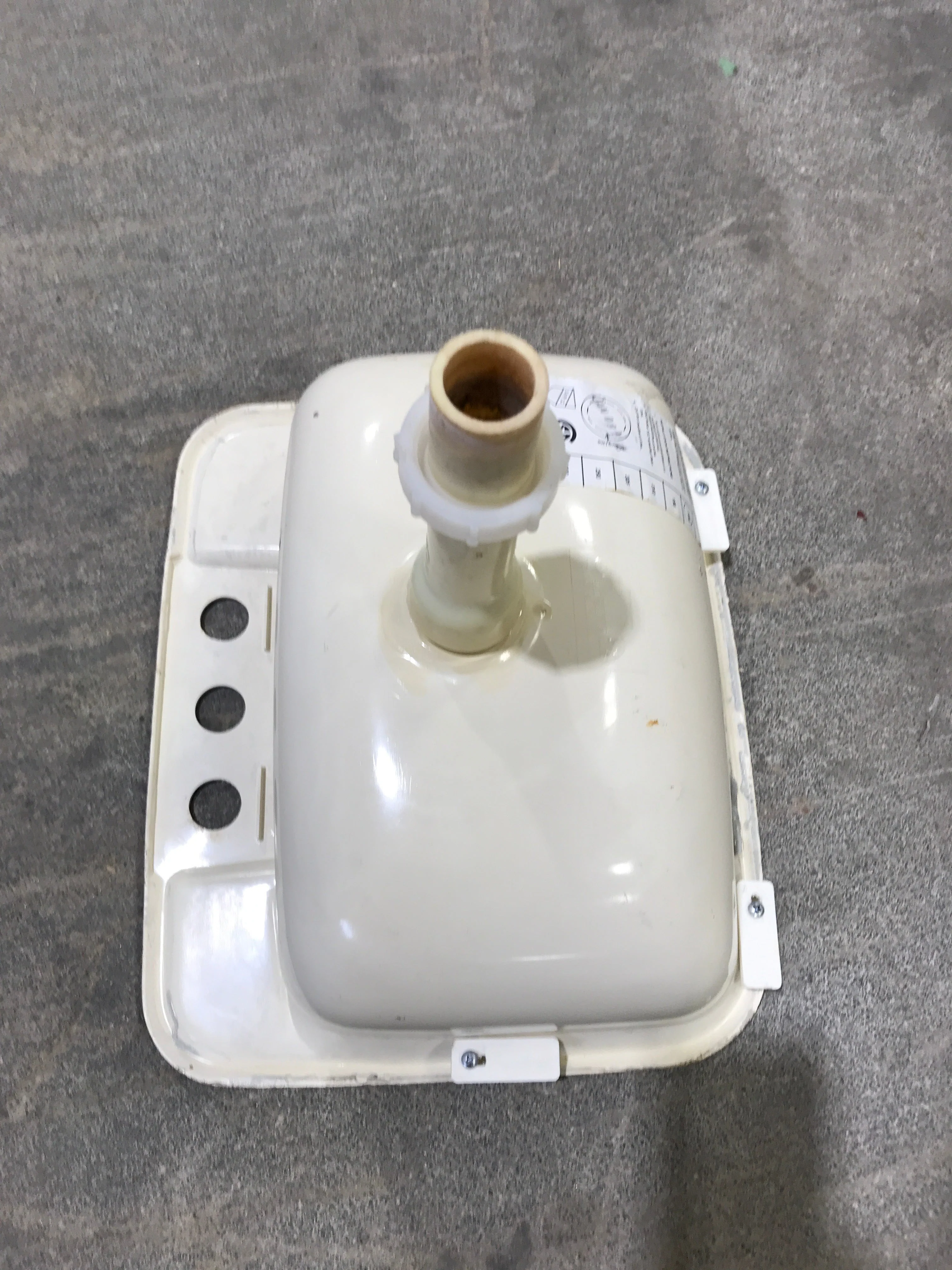 Used Bathroom Sink, Bone - 14 1/2" x 12 1/2" x 5"D - Image 3