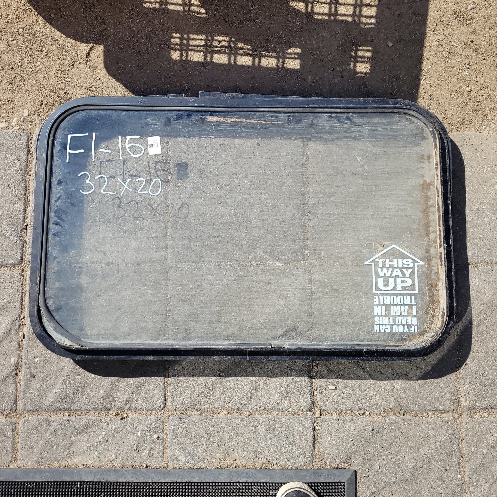 Used Black Radius Non-Opening Window : 32 X 20 X 2" D - Image 3
