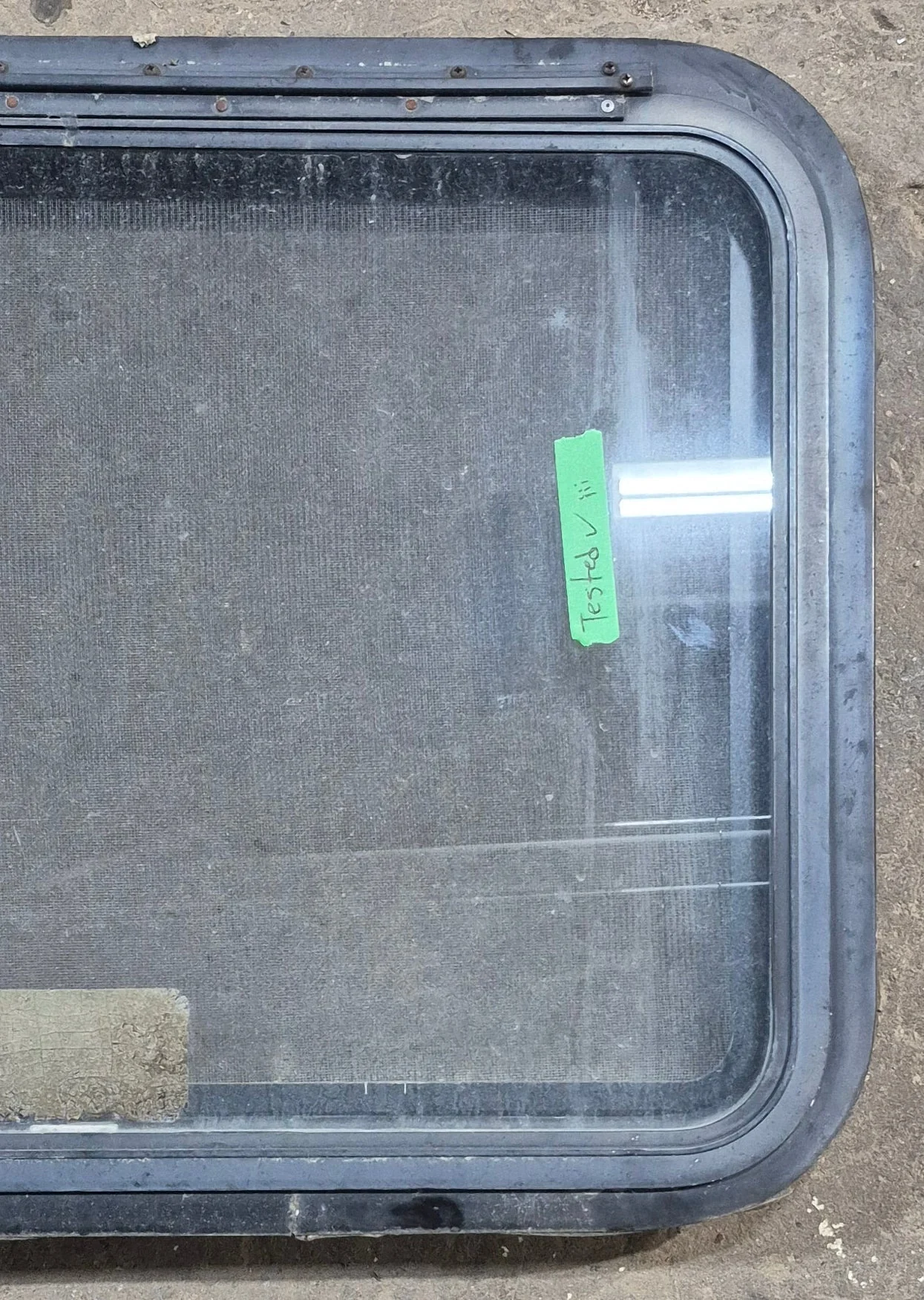 Used Black Radius Emergency Opening Window : 29 1/4" W x 21 1/4" H x 1 7/8" D - Image 3
