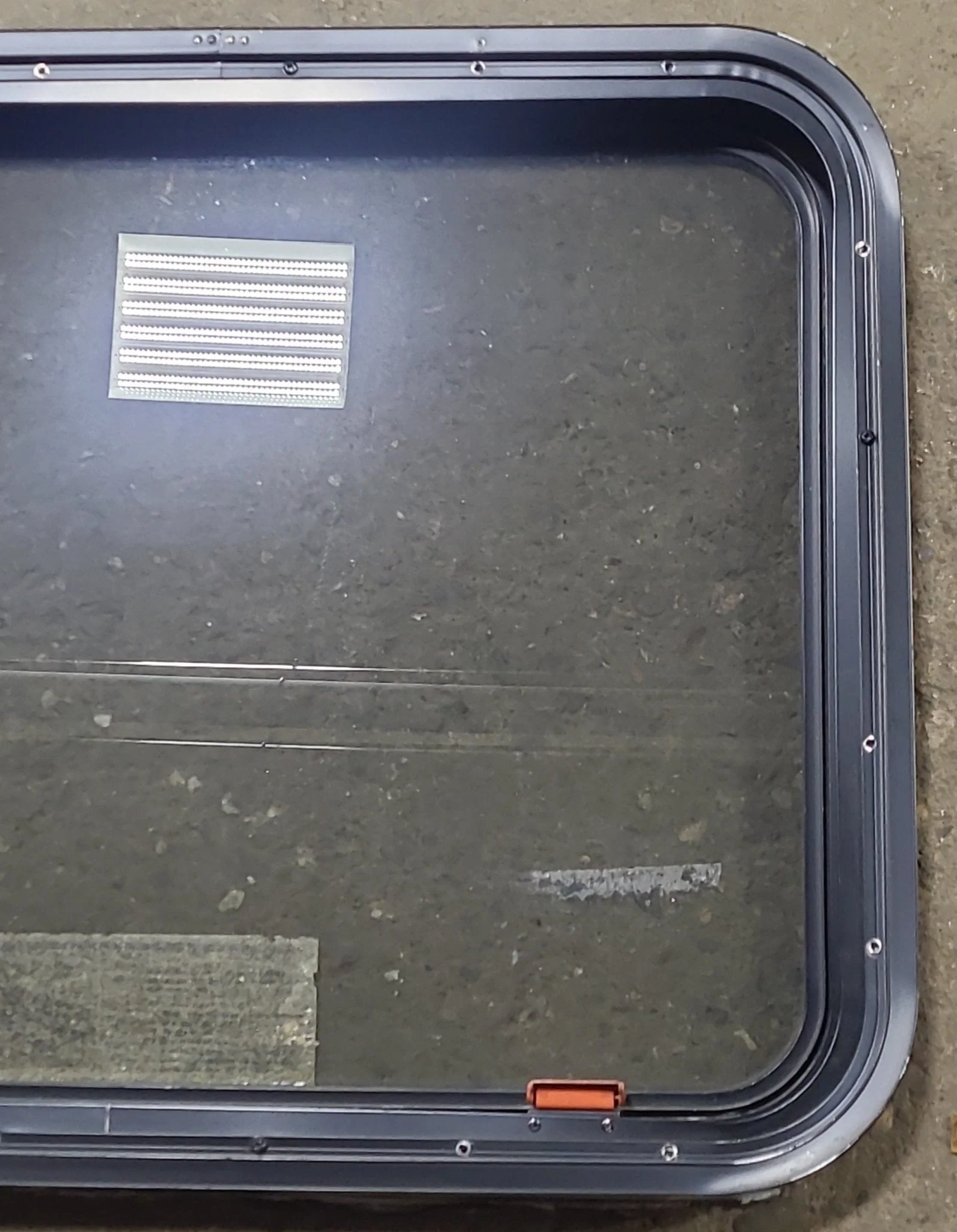 Used Black Radius Emergency Opening Window : 29 3/8" W x 22 1/2" H x 1 7/8" D - Image 5