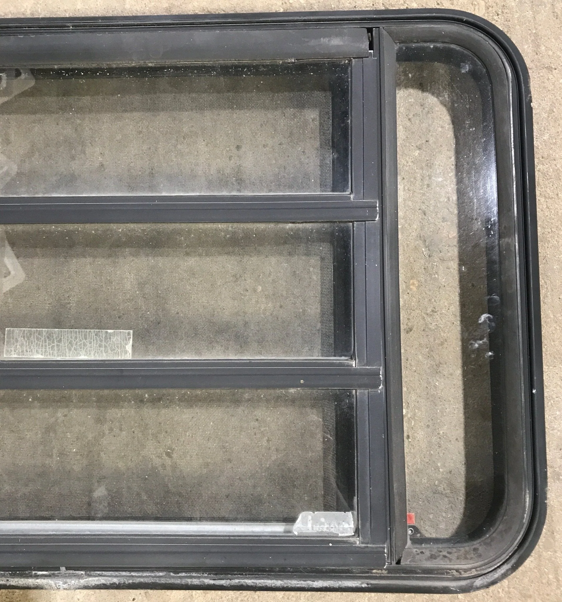Used Black Radius Emergency Opening Window : 35" W x 21 1/4" H x 1 7/8" D - Image 3