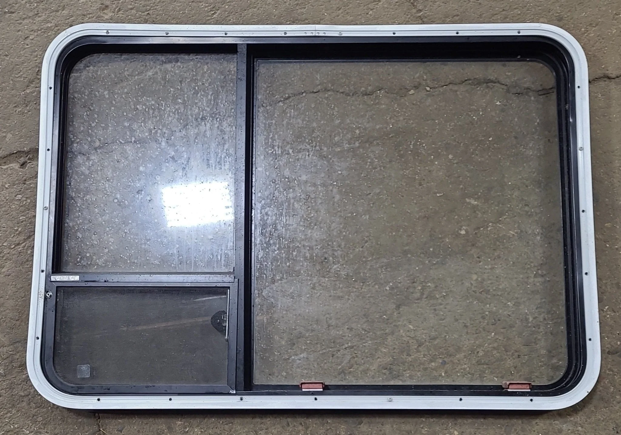 Used Black Radius Emergency Opening Window : 41 3/8" W x 28 5/8" H x 1 7/8" D - Image 5