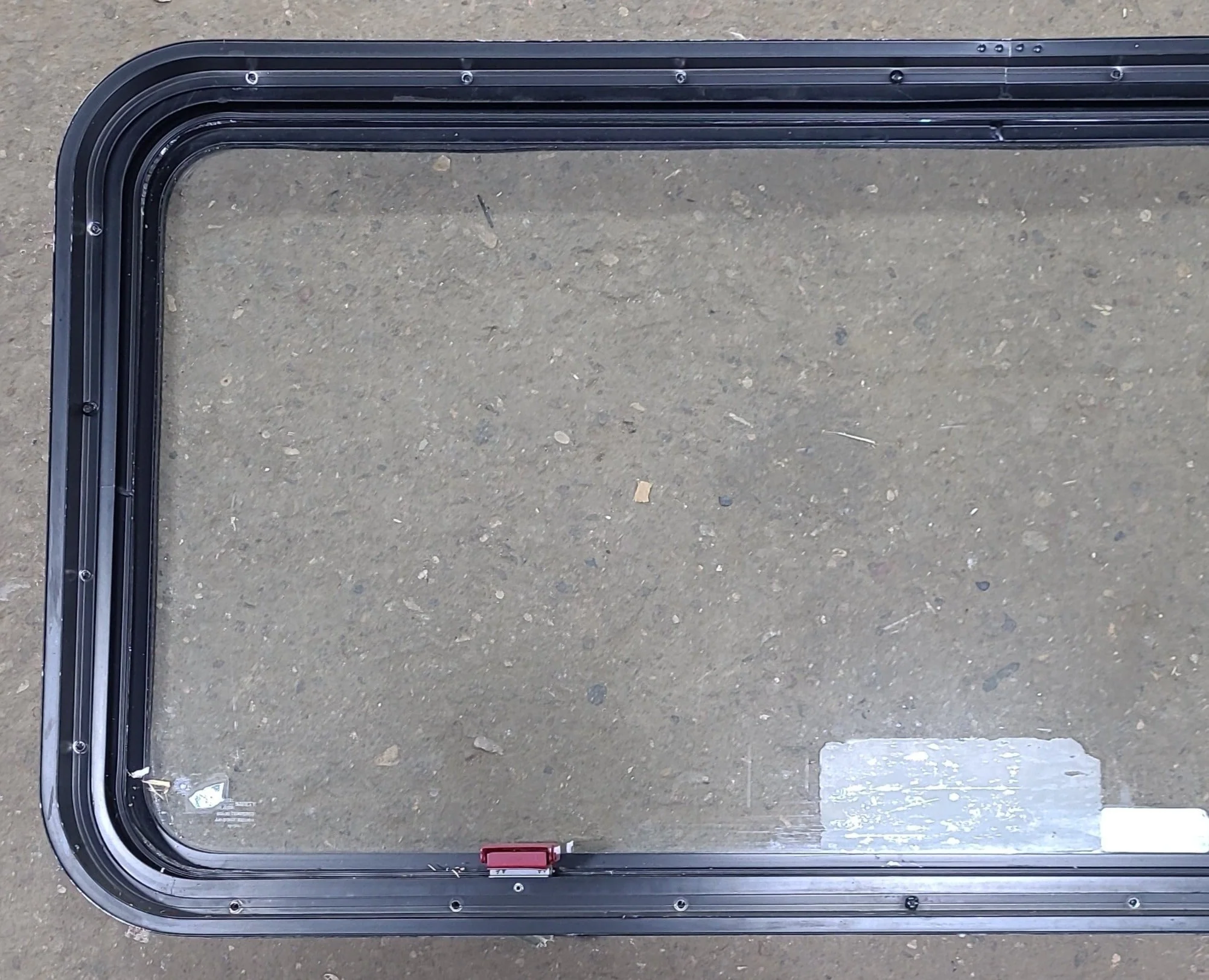 Used Black Radius Emergency Opening Window : 48 1/2" W x 21 3/4" H x 1 3/4" D - Image 5