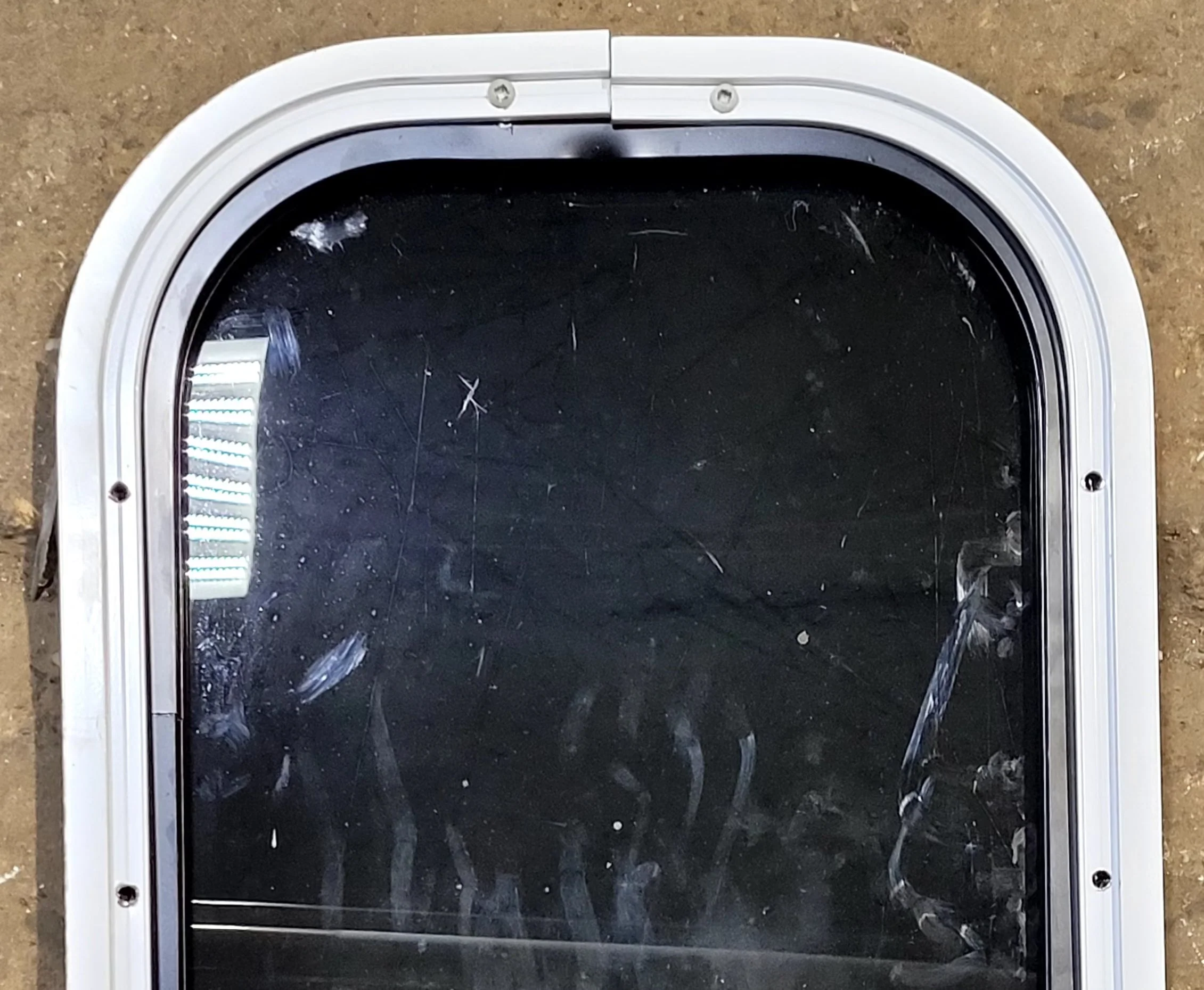Used Black Radius Non Opening Window : 11 1/4" W x 18 1/4" H x 1" D - Image 7