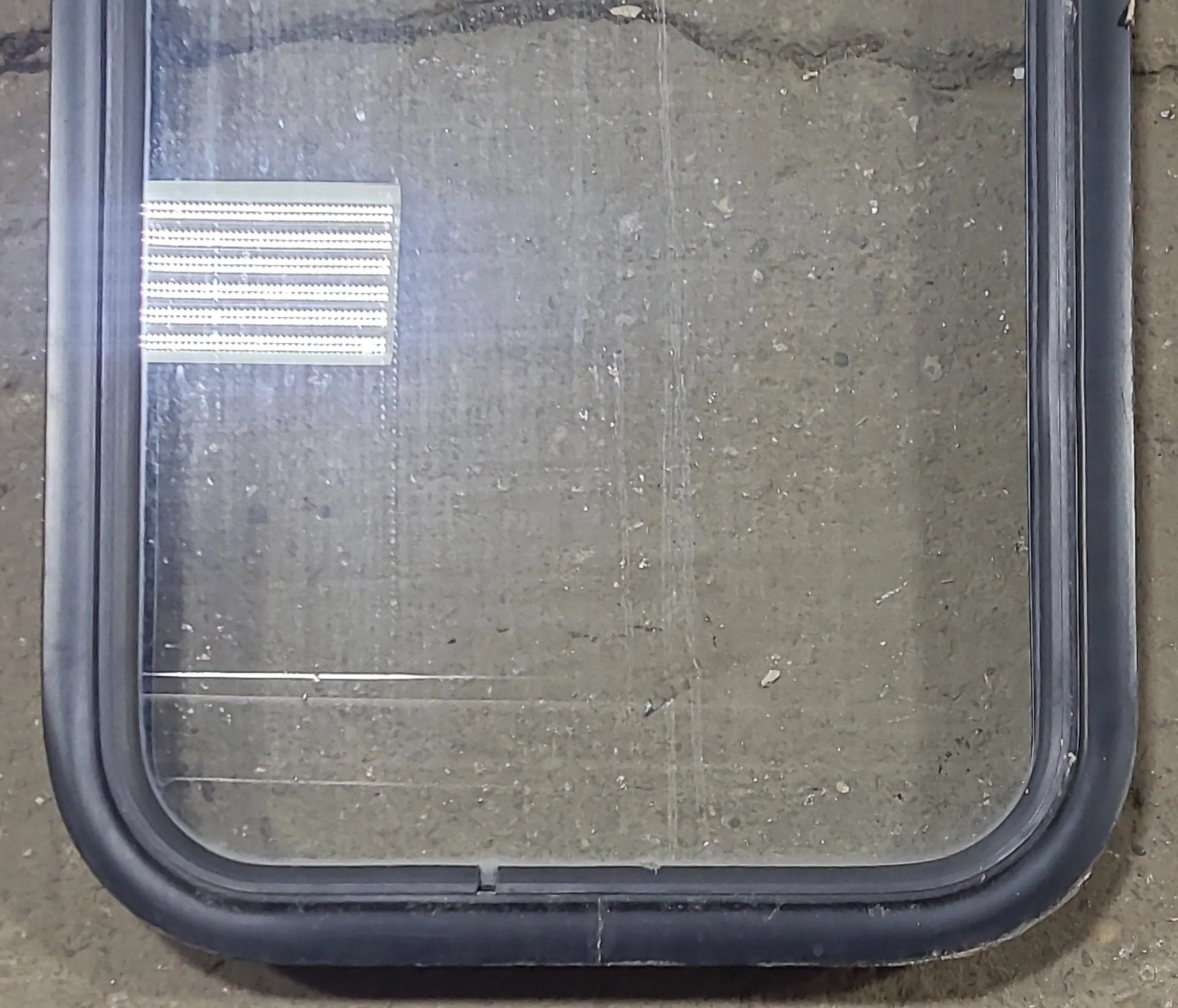 Used Black Radius Non Opening Window : 17 1/2" W x 21 1/2" H x 2" D - Image 2