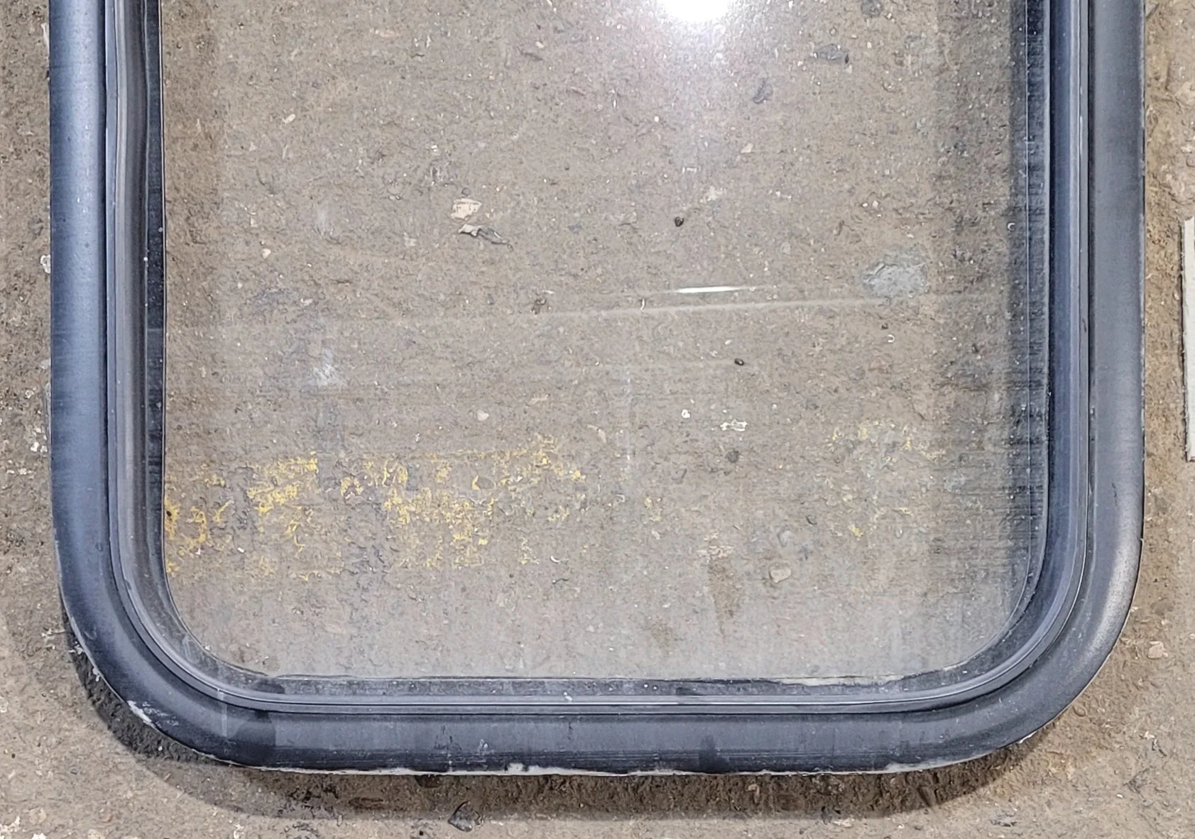 Used Black Radius Non Opening Window : 17 1/4" W x 21 1/4" H x 1 3/4" - Image 2