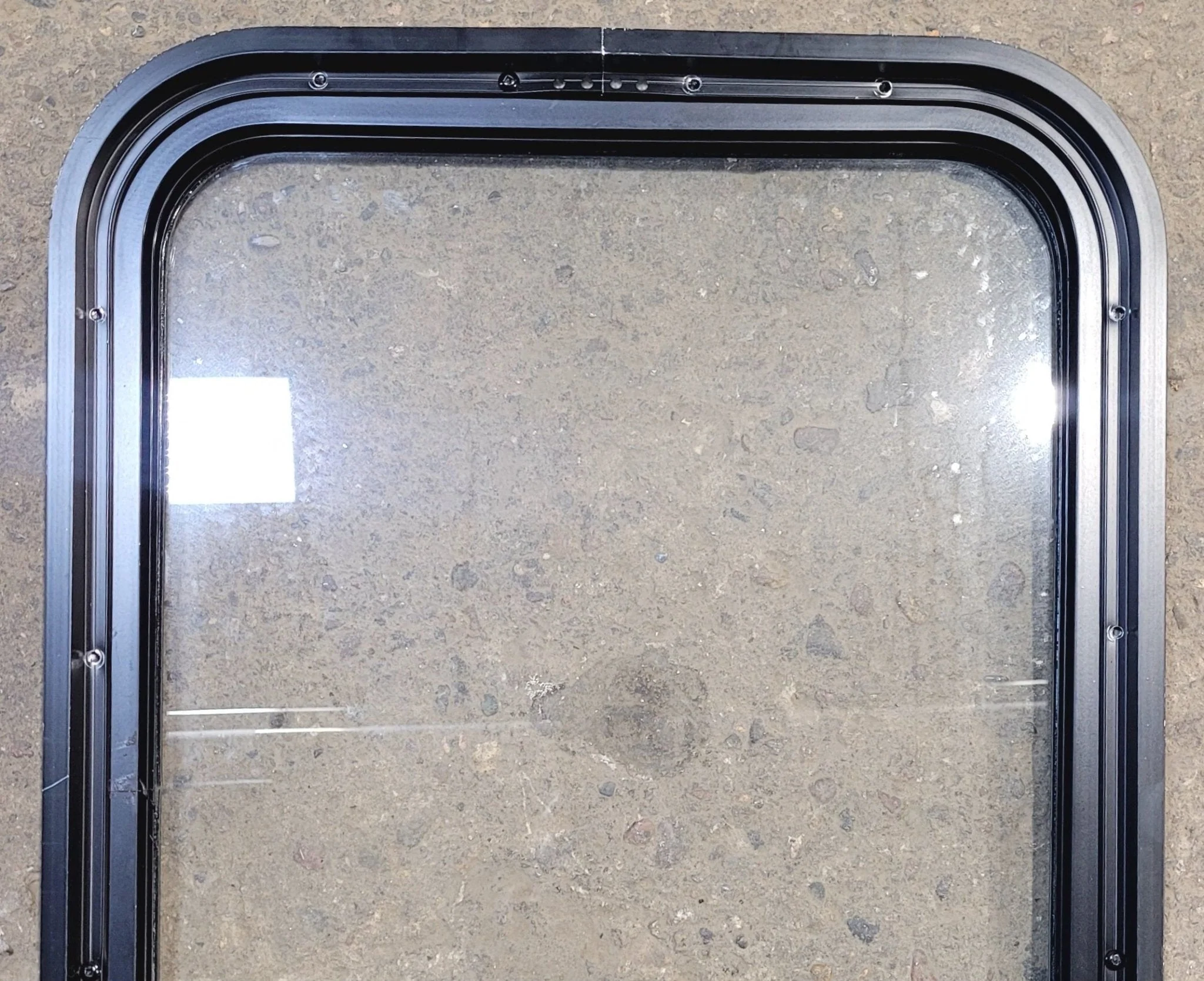 Used Black Radius Non Opening Window : 18 1/4" W x 25 3/4" H x 1 3/4" - Image 5