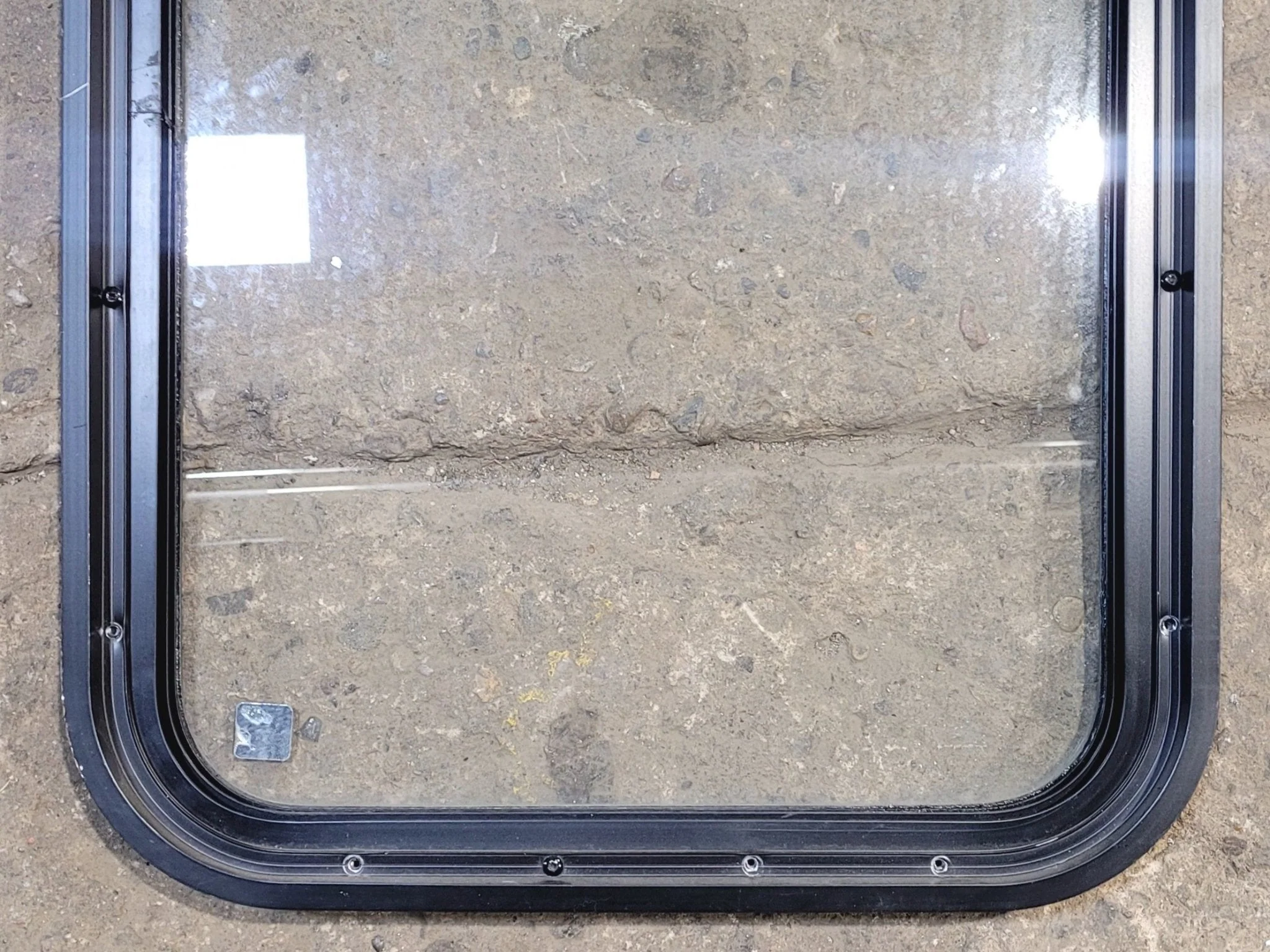 Used Black Radius Non Opening Window : 18 1/4" W x 25 3/4" H x 1 3/4" - Image 6