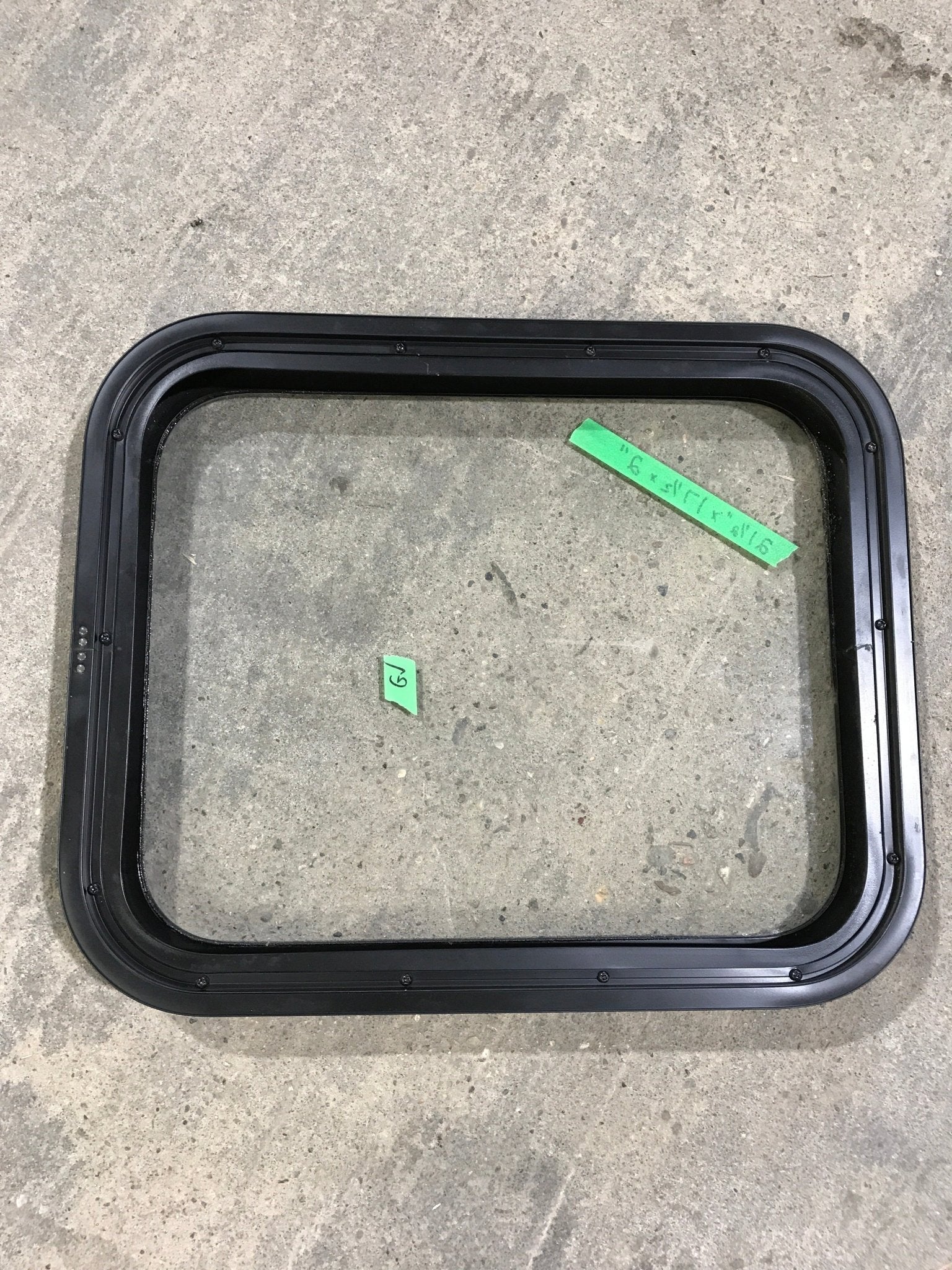 Used Black Radius Non Opening Window : 21 1/2" W X 17 1/2" H X 2" D - Image 4