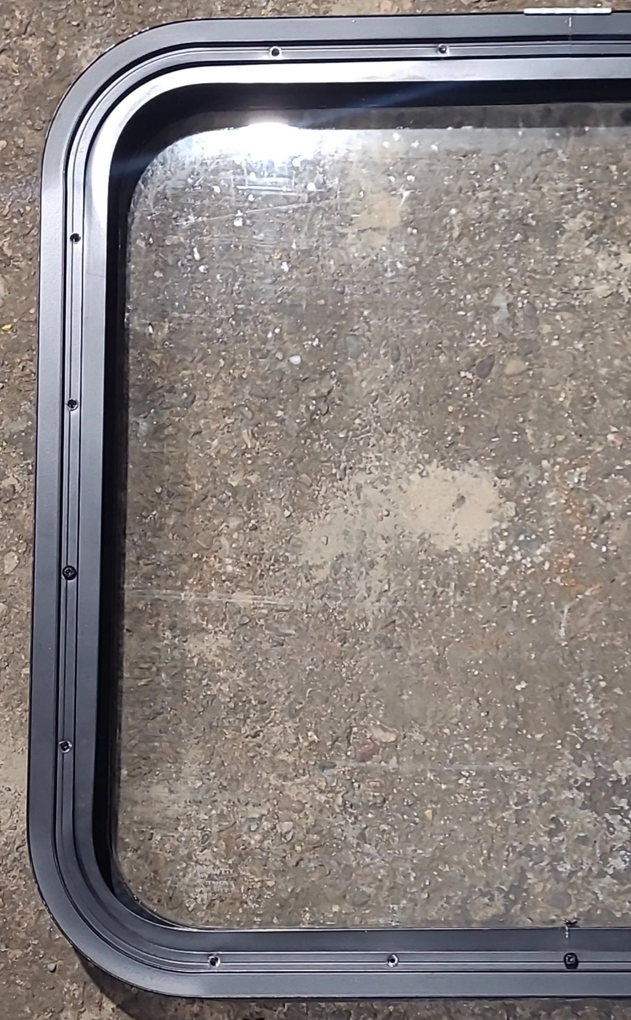 Used Black Radius Non Opening Window : 23 1/2" W x 21 1/2" H x 1 3/4" D - Image 5
