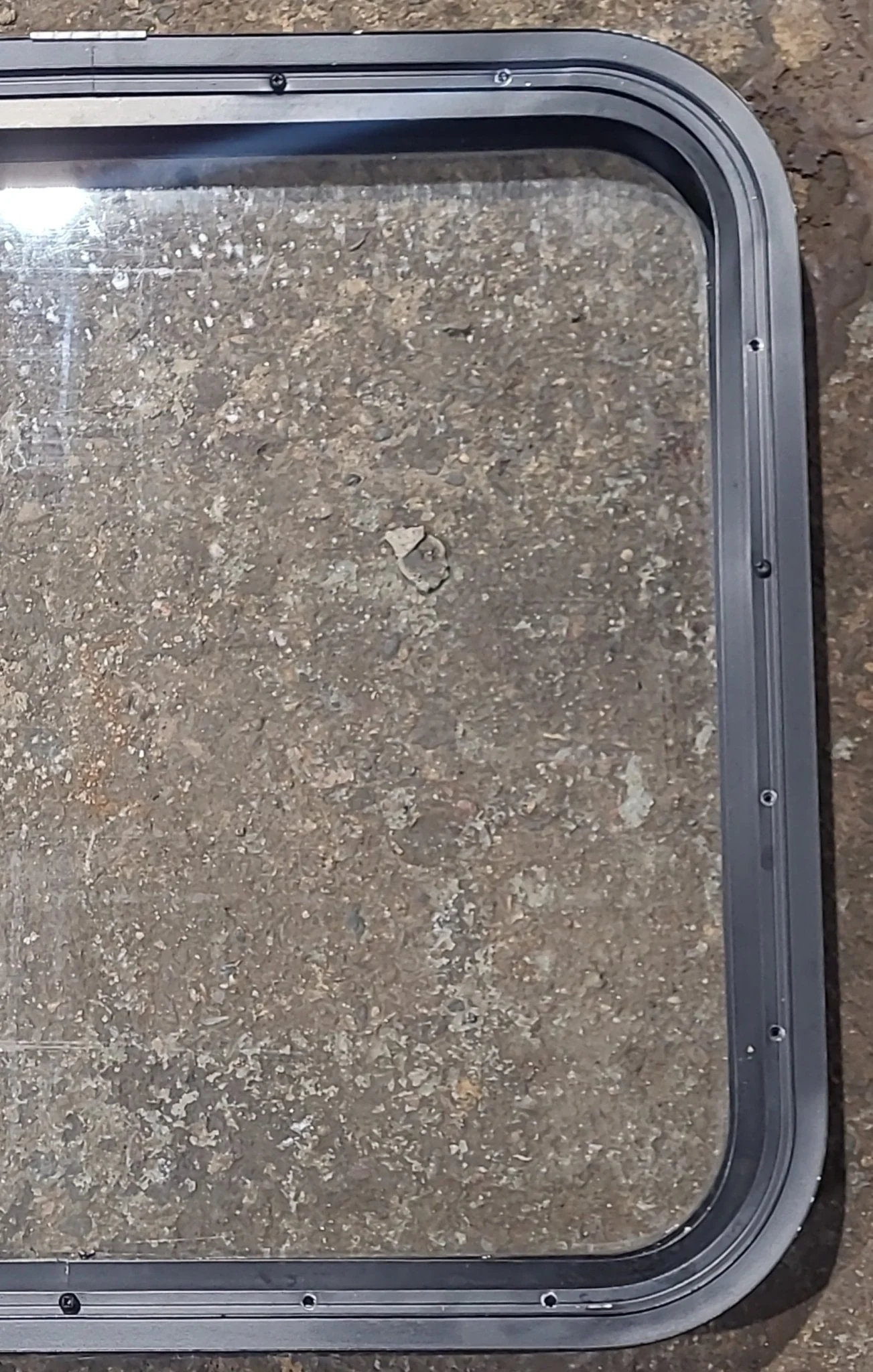 Used Black Radius Non Opening Window : 23 1/2" W x 21 1/2" H x 1 3/4" D - Image 6