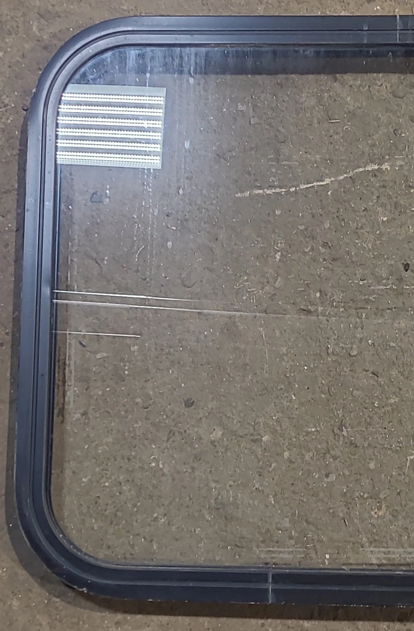 Used Black Radius Non Opening Window : 23 1/2" W x 21 3/4" H x 1 3/4" D - Image 2