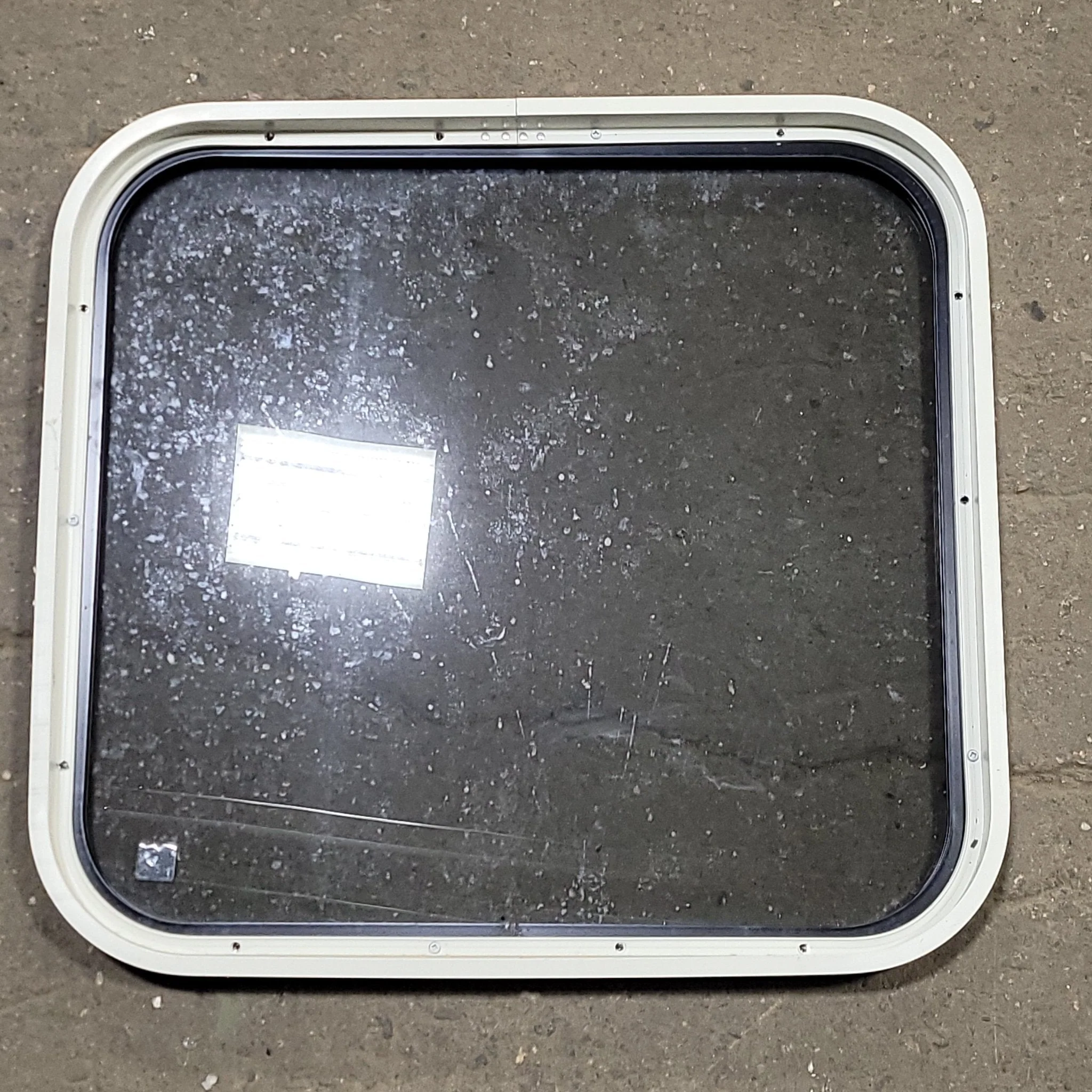 Used Black Radius Non-Opening Window : 23 1/4" W X 21 3/4" H X 1 3/8" D - Image 4