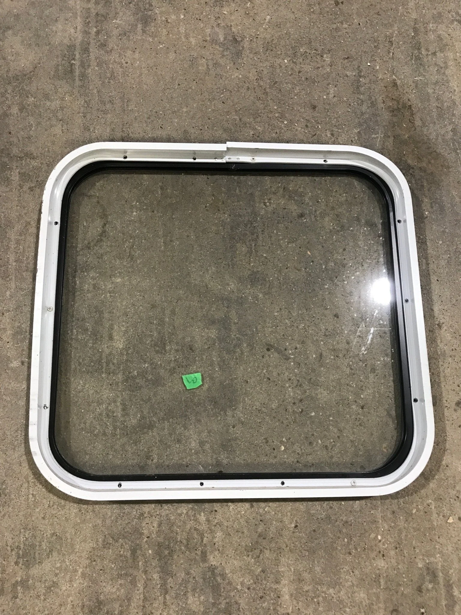 Used Black Radius Non-Opening Window : 23 1/4" W X 21 3/4" H X 2" D - Image 4