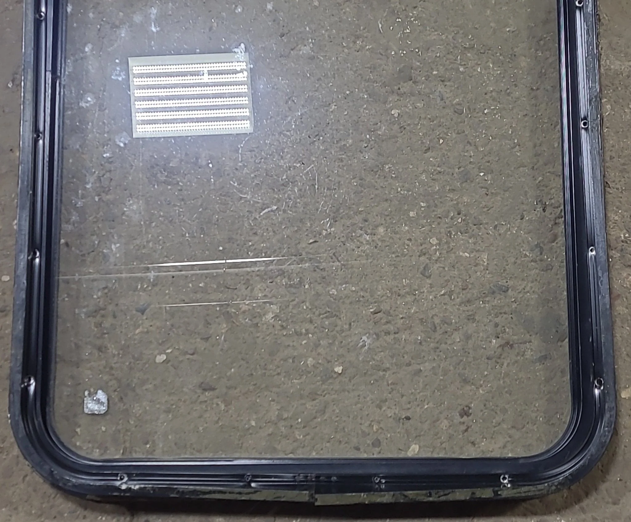 Used Black Radius Non Opening Window : 36" W x 24 1/4" H x 2" D - Image 5