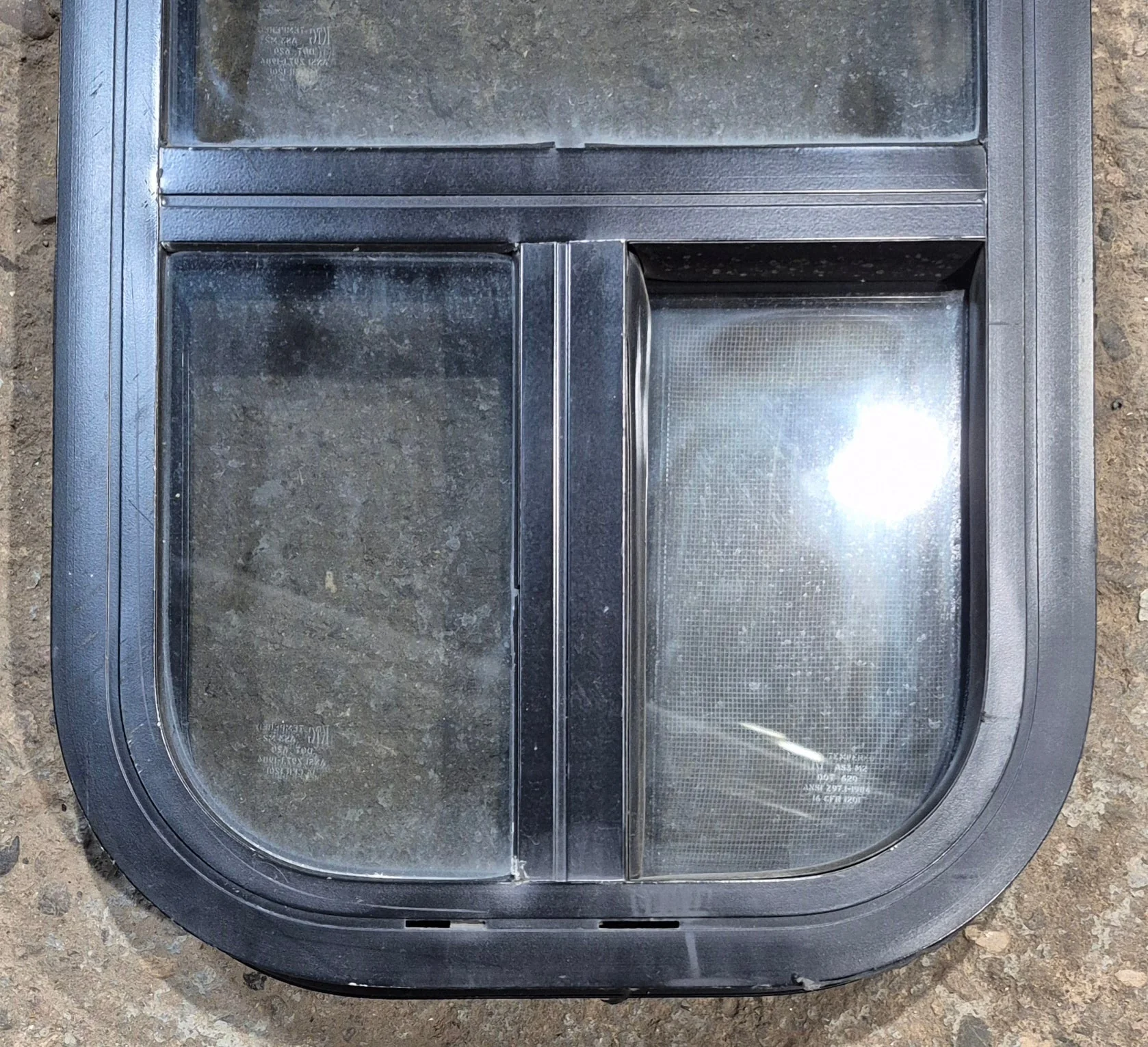 Used Black Radius Opening Window : 11 1/2" W x 21 1/4" H x 1 3/4" D - Image 3