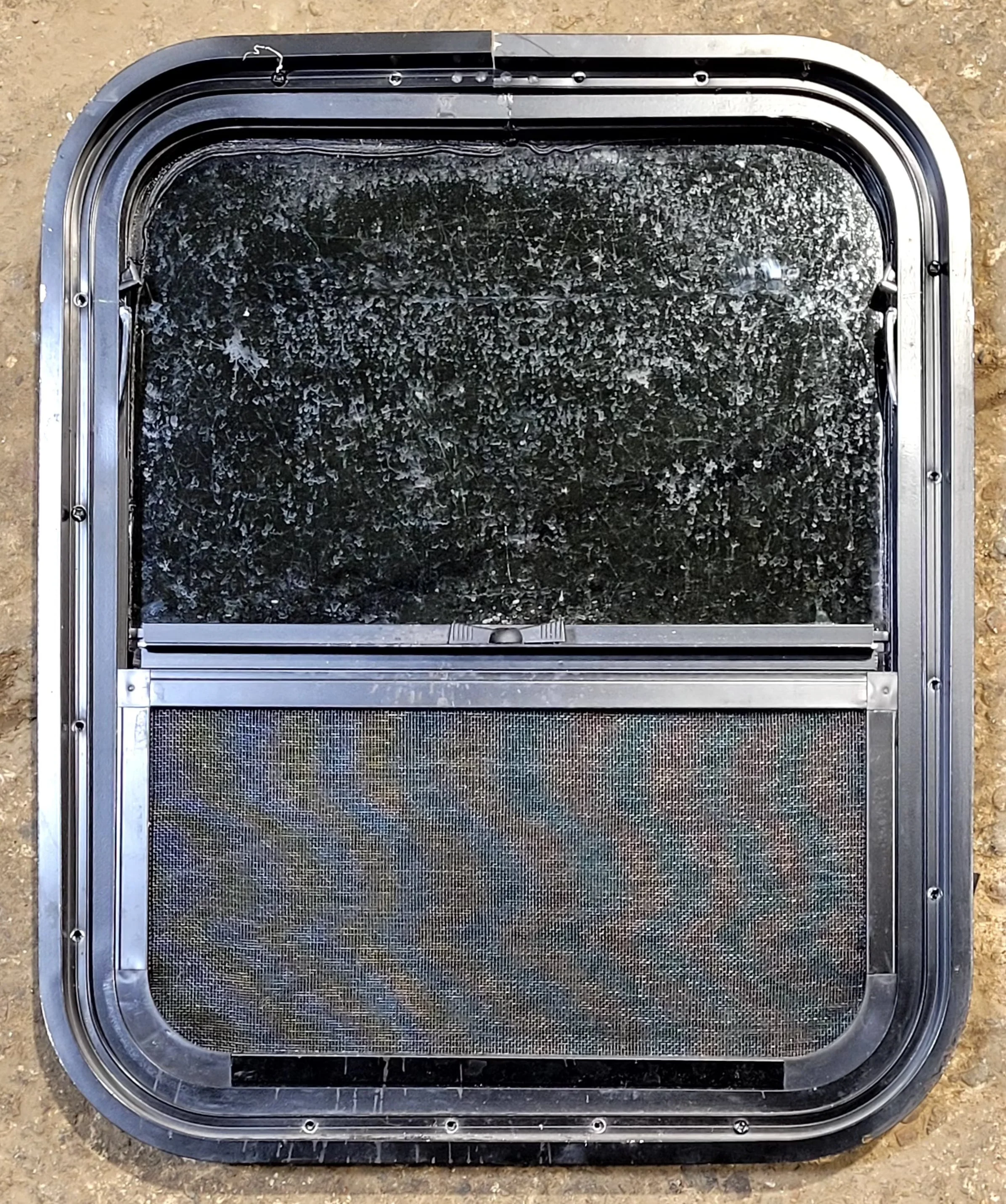 Used Black Radius Opening Window : 17 1/2" W x 21 1/2" H x 1 3/4" D - Image 5