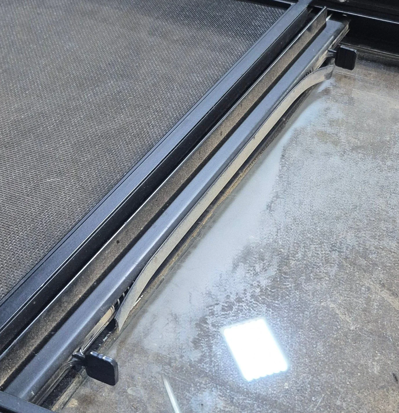 Used Black Radius Opening Window : 17 1/2" W x 25 1/4" H x 1 7/8" D - Image 7