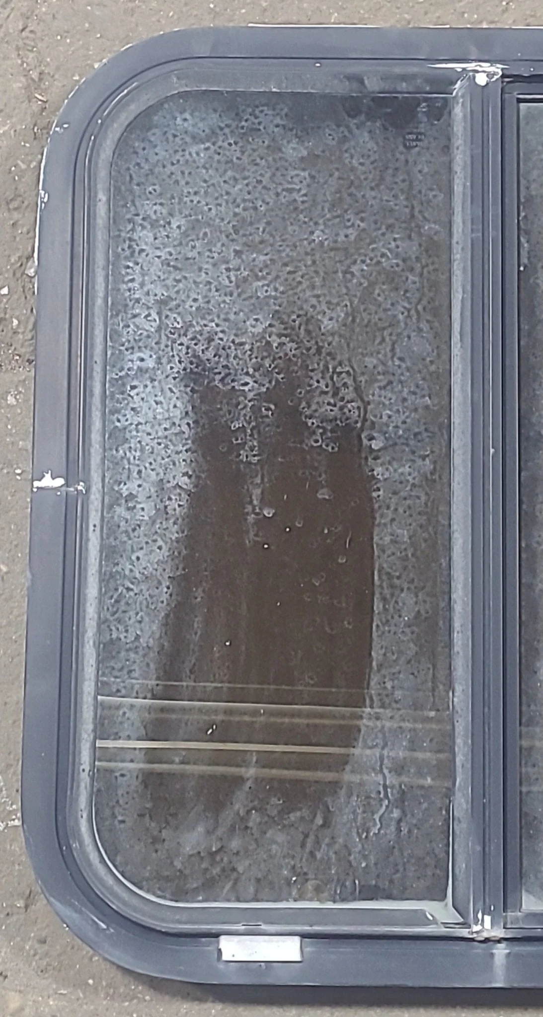 Used Black Radius Opening Window : 20 1/4" W x 21 3/4" H x 1 7/8" D - Image 2
