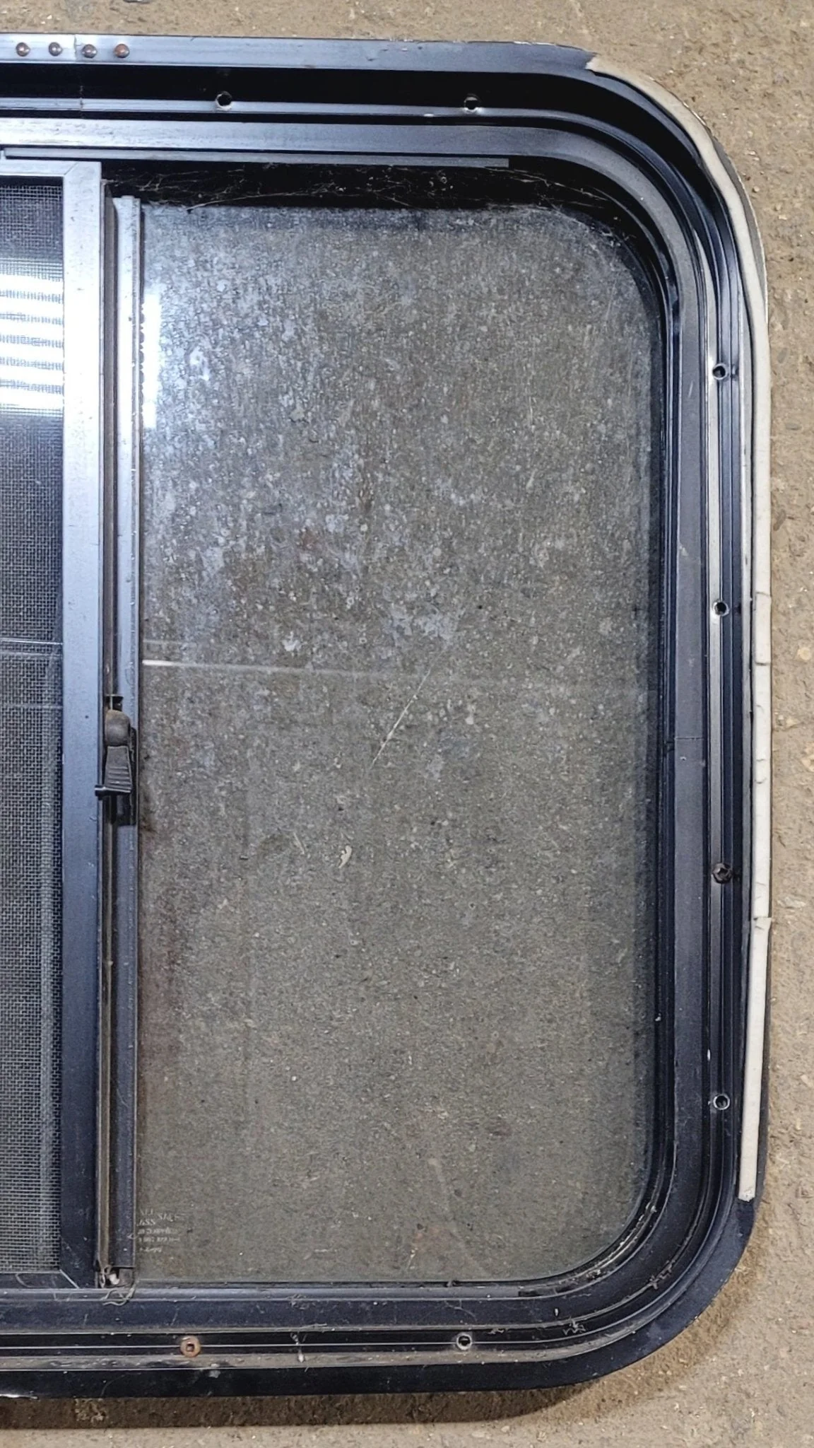 Used Black Radius Opening Window : 20 3/4" W x 20" H x 1 3/4" - Image 7
