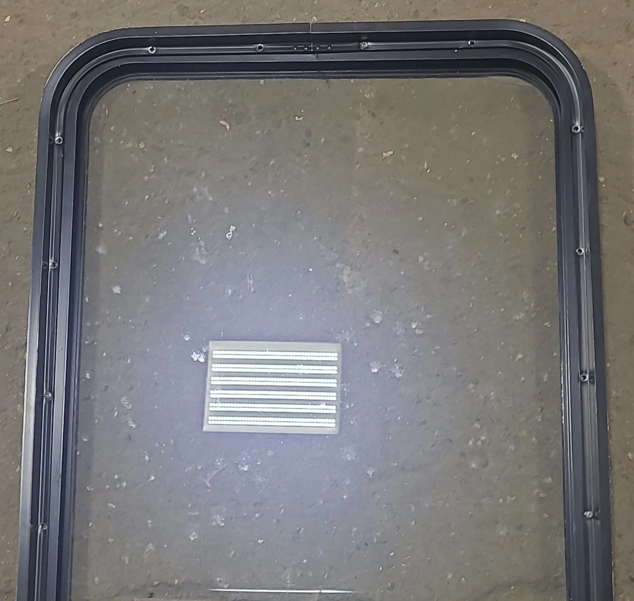 Used Black Radius Opening Window : 22 1/2" W x 35 3/4" H x 1 3/4" D - Image 5