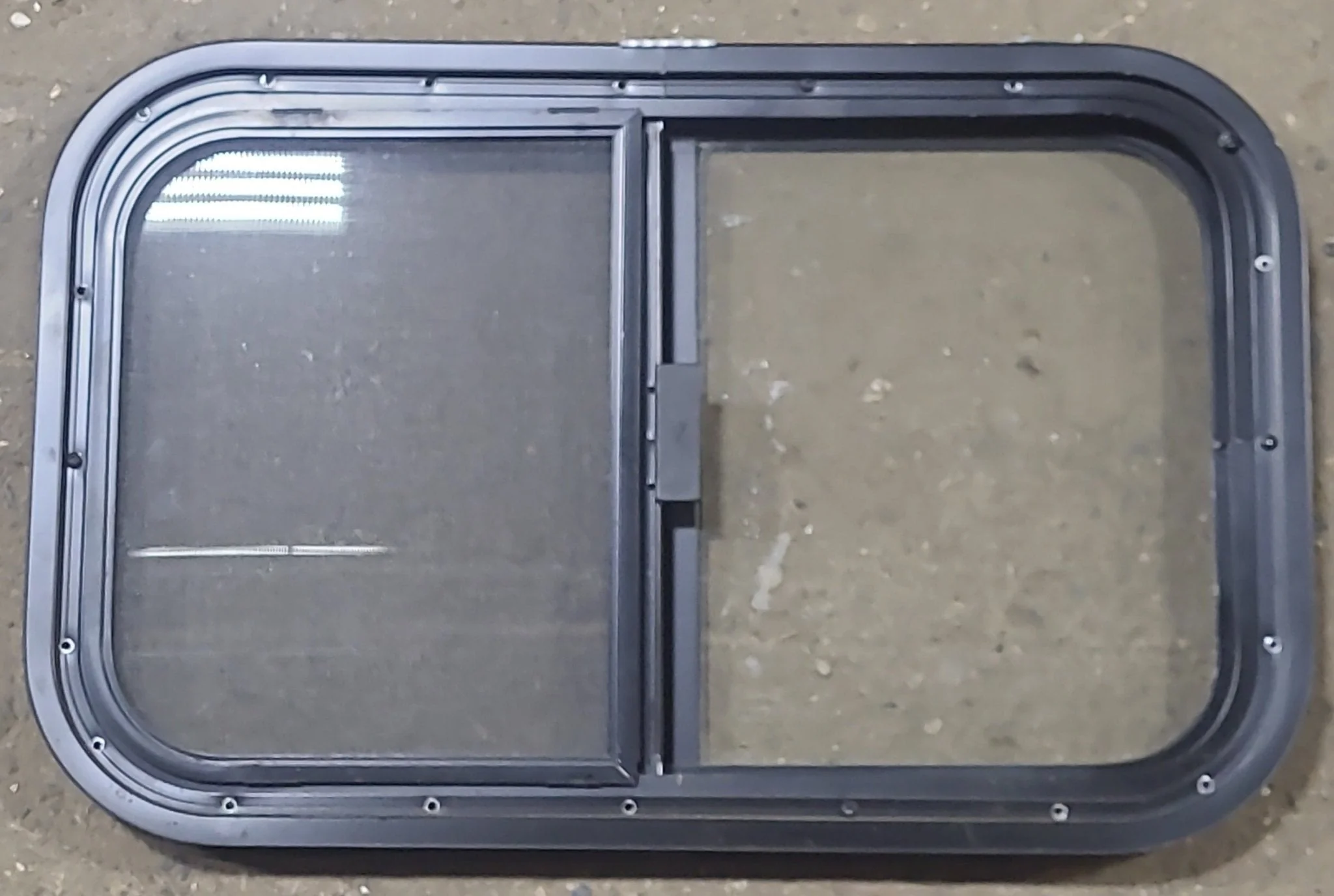 Used Black Radius Opening Window : 23 1/2" W x 14 1/2" H x 1 1/8" D - Image 4