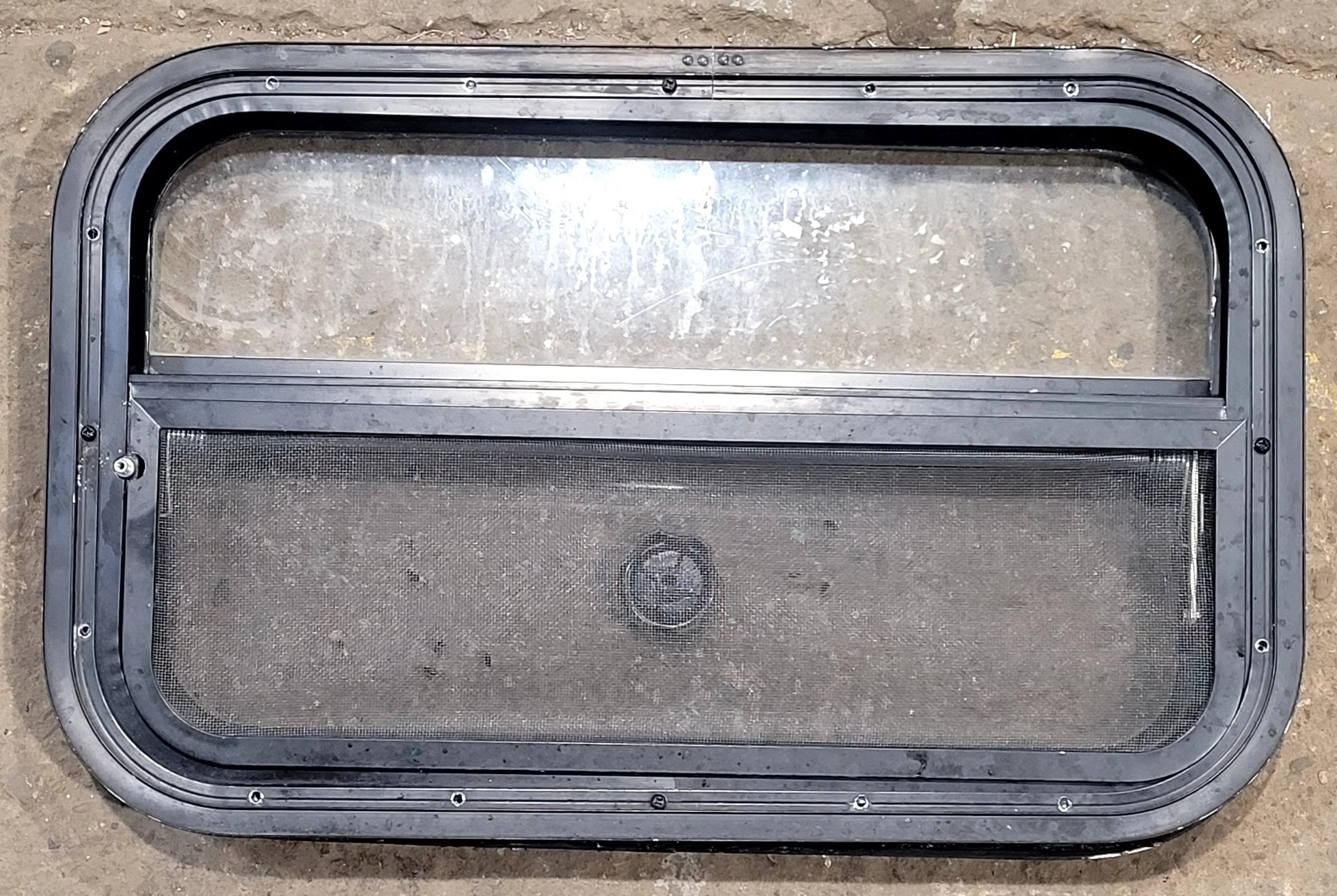 Used Black Radius Opening Window : 23 1/2" W x 14 1/2" H x 1 3/4" D - Image 4
