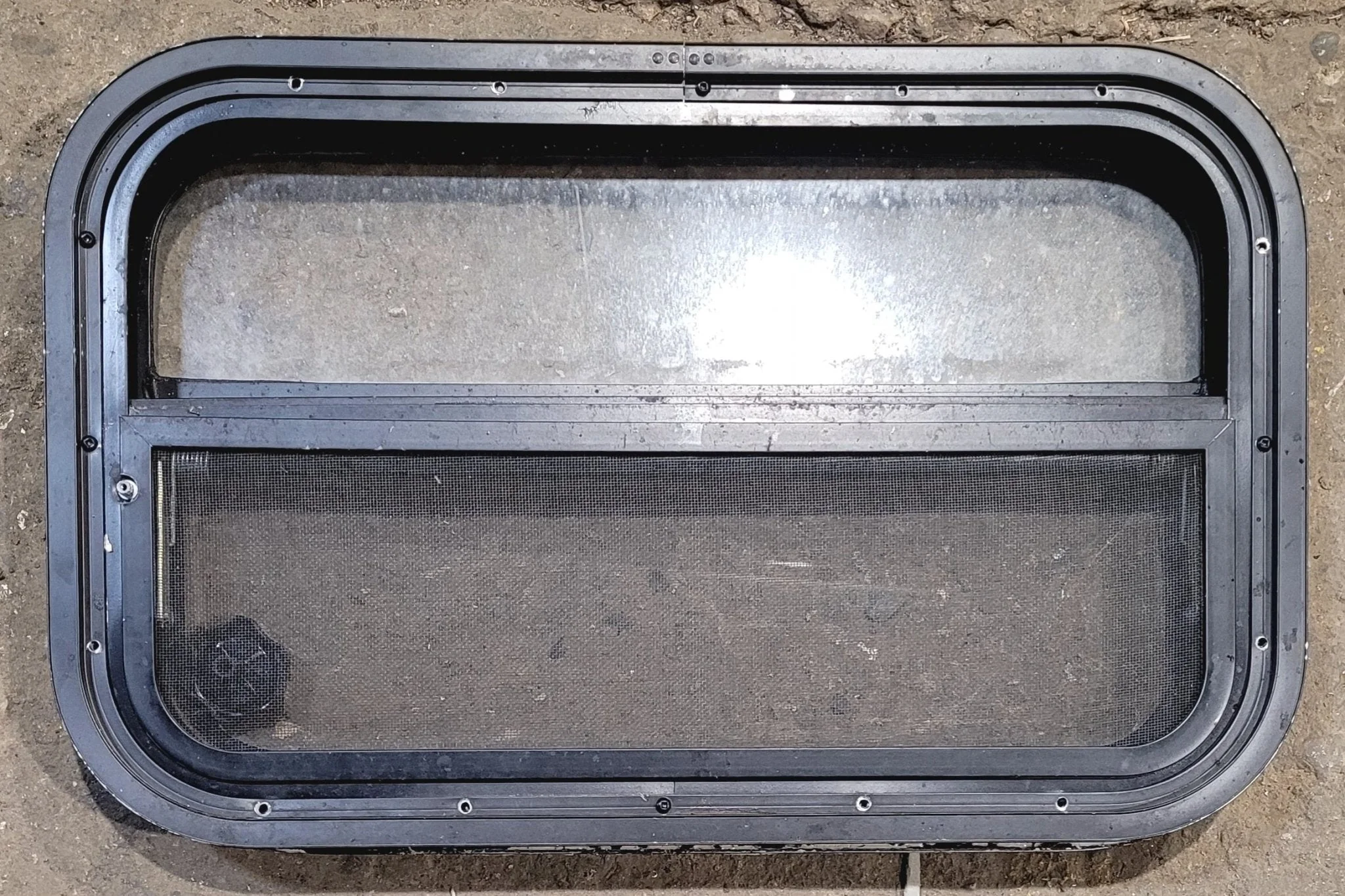 Used Black Radius Opening Window : 23 1/2" W x 14 1/4" H x 1 7/8" - Image 4