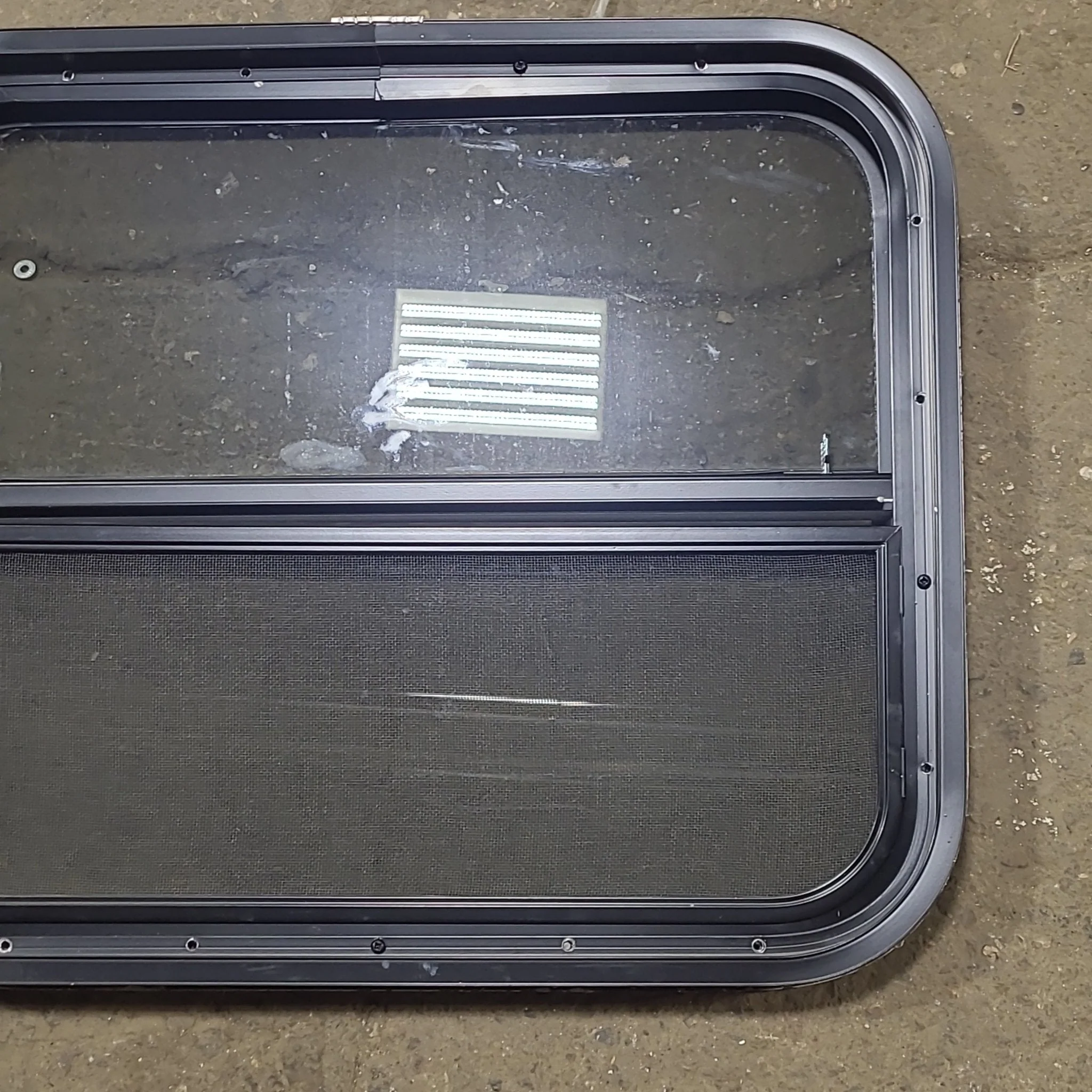 Used Black Radius Opening Window : 23 1/2" W x 19 1/2" H x 1 3/4" D - Image 6
