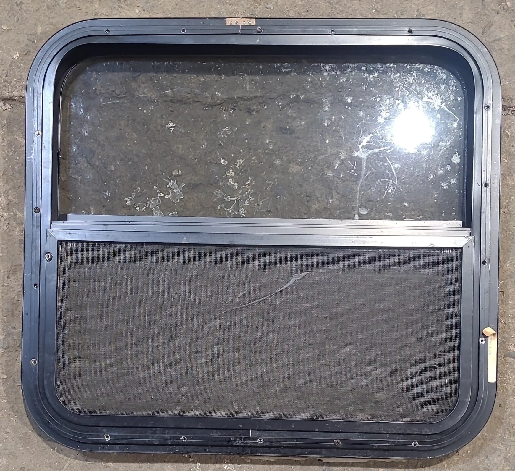 Used Black Radius Opening Window : 23 1/4" W x 21 1/4" H x 1 1/4" D - Image 4