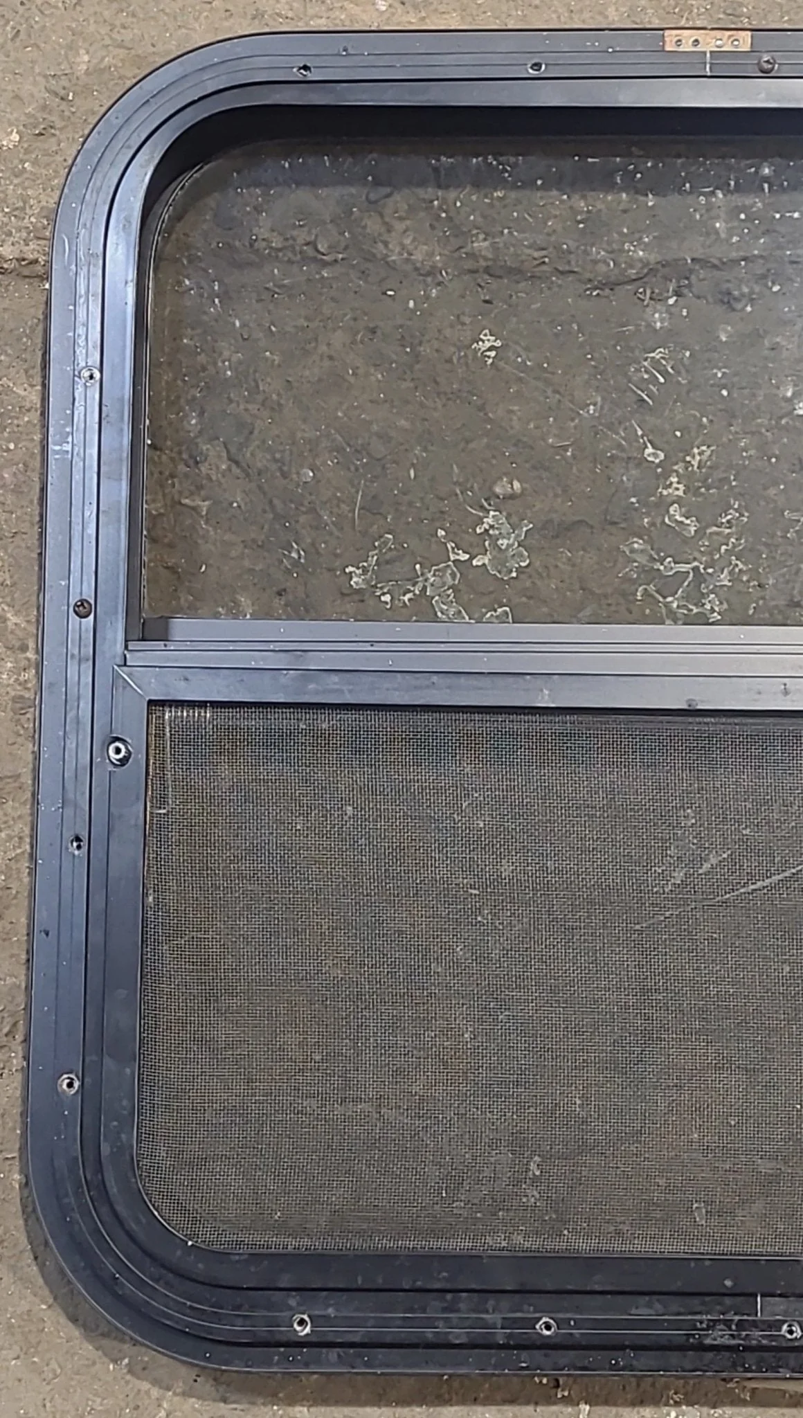 Used Black Radius Opening Window : 23 1/4" W x 21 1/4" H x 1 1/4" D - Image 6