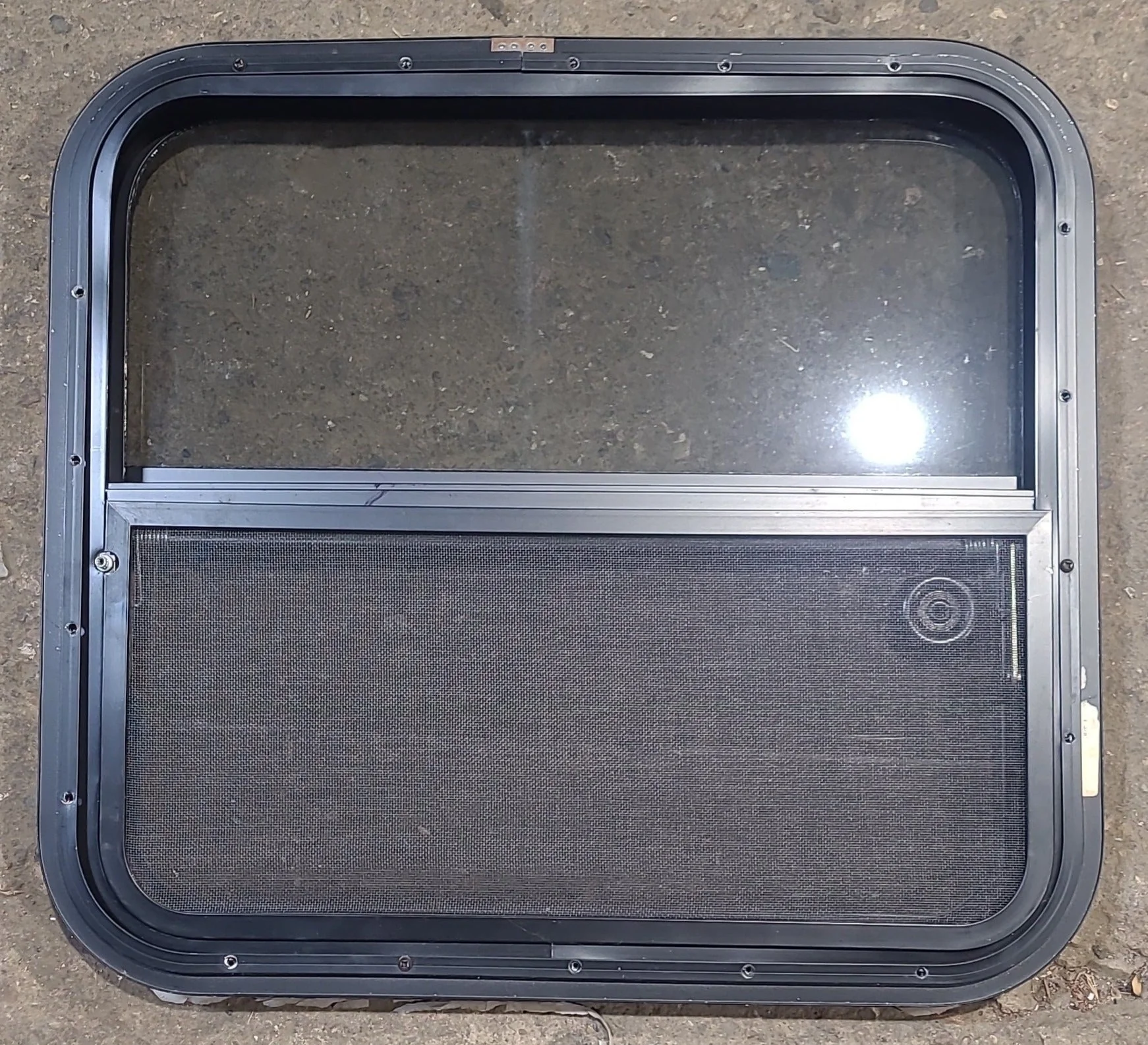 Used Black Radius Opening Window : 23 1/4" W x 21 1/4" H x 1 1/4" D - Image 4