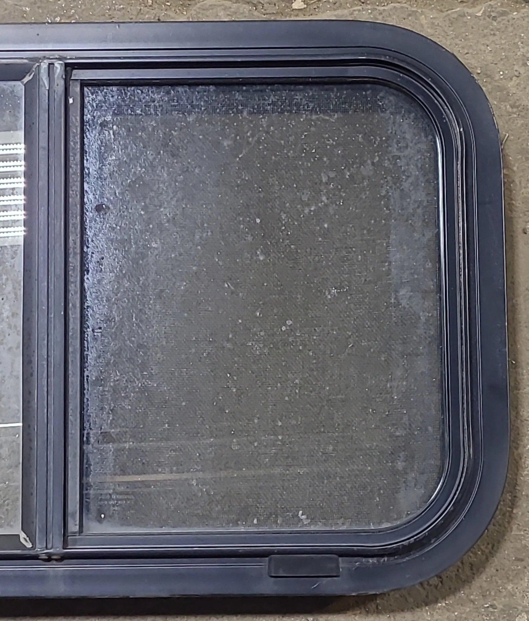 Used Black Radius Opening Window : 24 1/2" W x 15" H x 1 7/8" D - Image 3