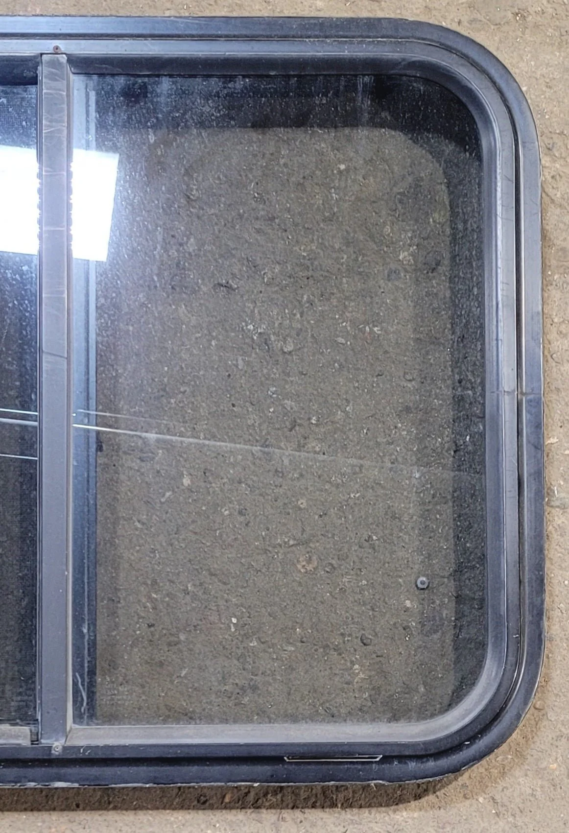 Used Black Radius Opening Window : 25 1/2" W x 20" H x 1 3/4" - Image 3