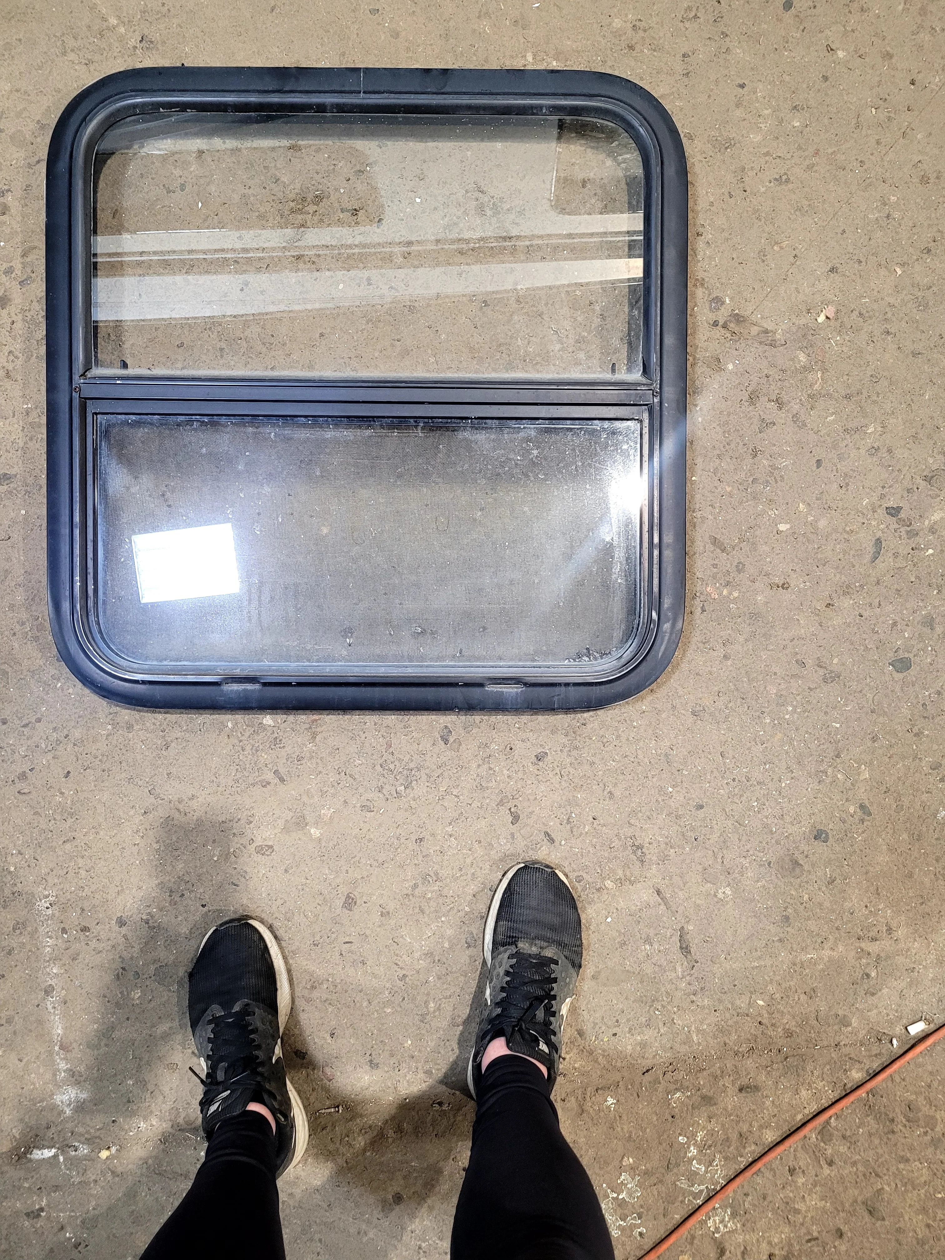 Used Black Radius Opening Window : 25 1/2" W x 25 1/2" H x 1 3/4" D - Image 3