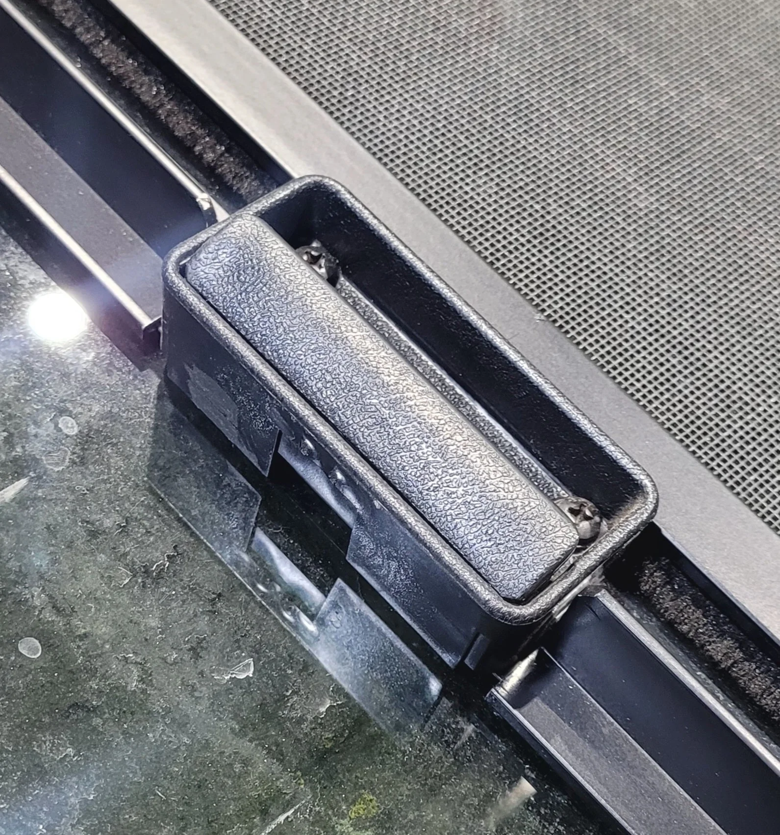 Used Black Radius Opening Window : 25 1/4" W x 24 3/4" H x 1 3/4" - Image 7