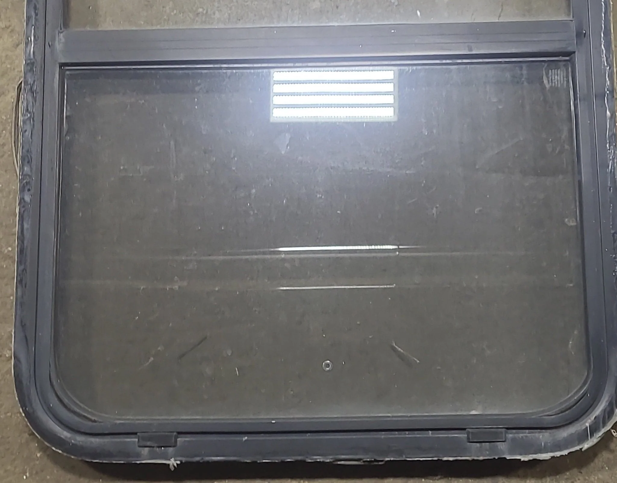Used Black Radius Opening Window : 26 1/2" W x 39 3/4" H x 1 7/8" D - Image 2
