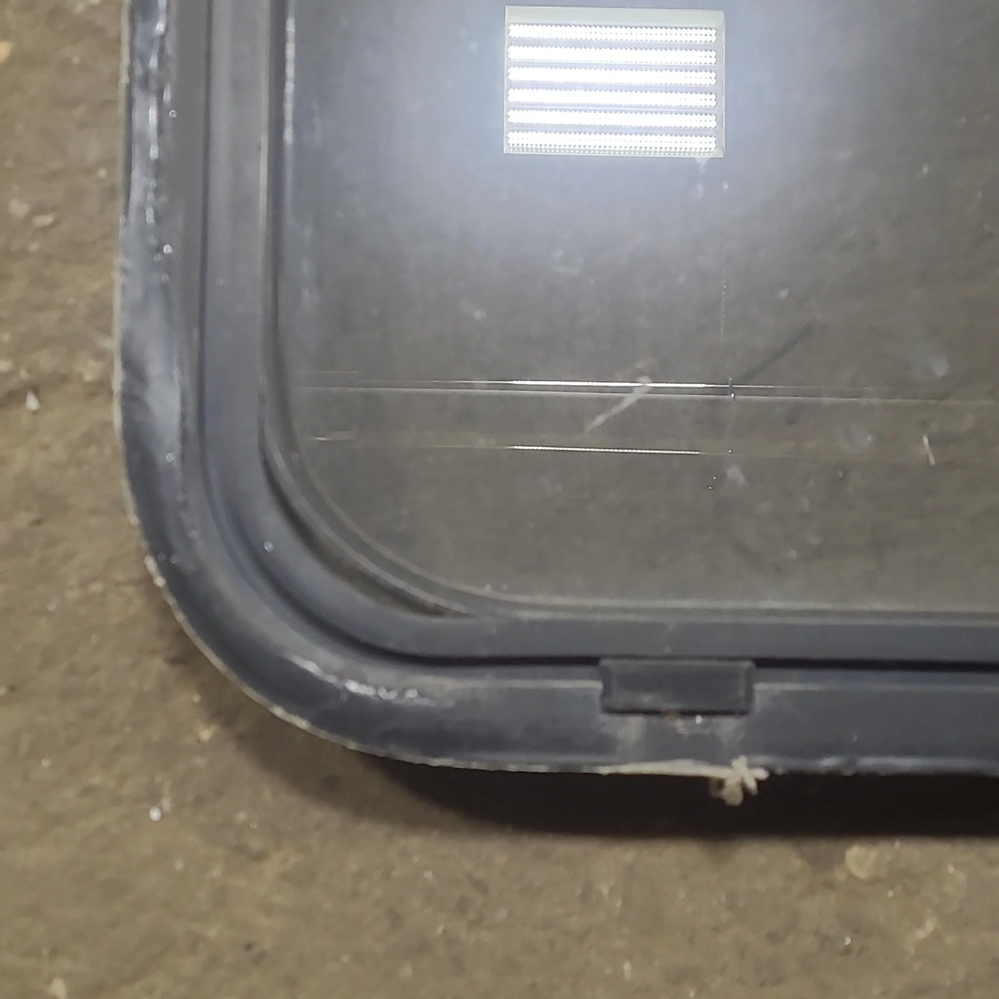 Used Black Radius Opening Window : 26 1/2" W x 39 3/4" H x 1 7/8" D - Image 5
