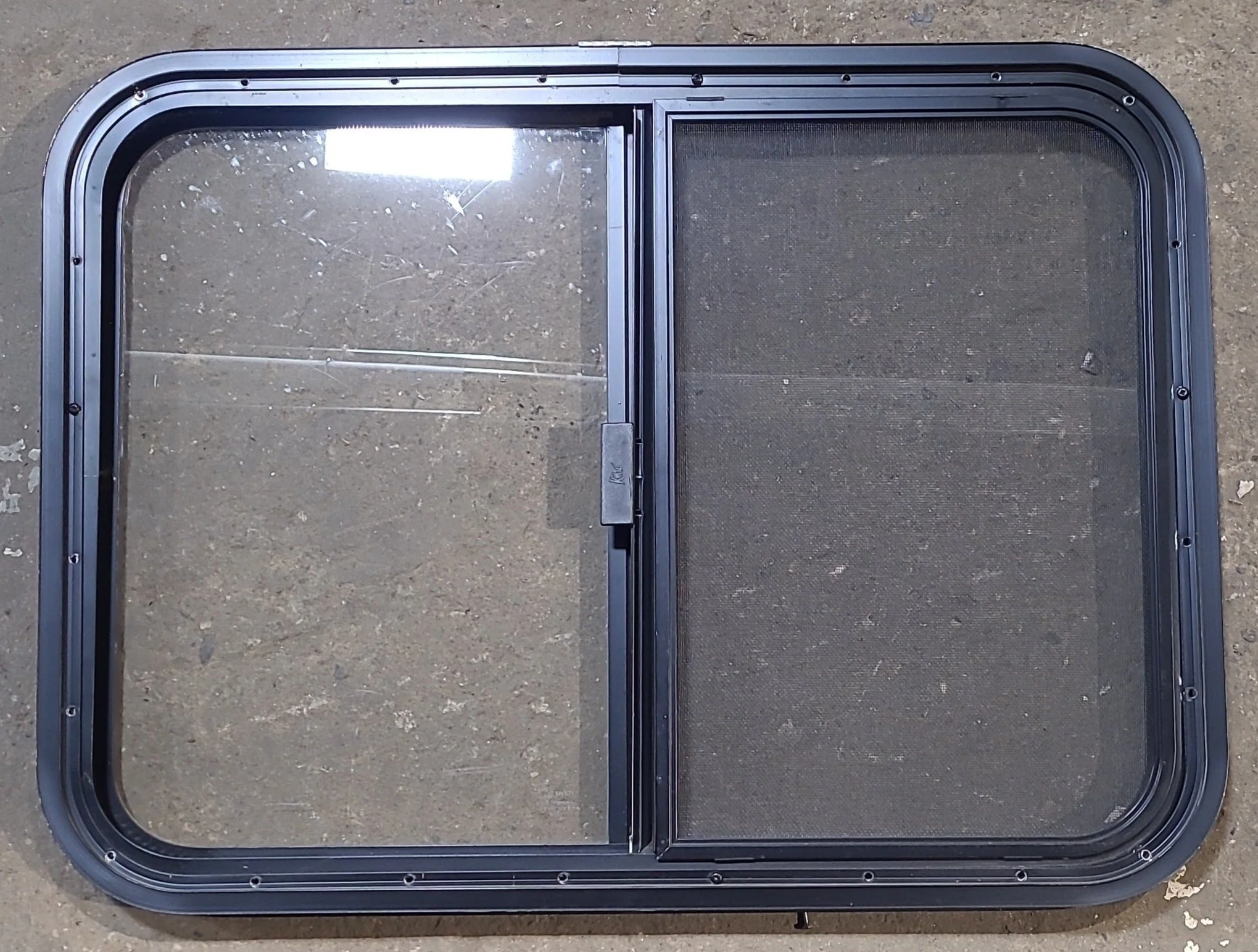 Used Black Radius Opening Window : 29 1/2" W x 21 1/2" H x 1 1/4" D - Image 5