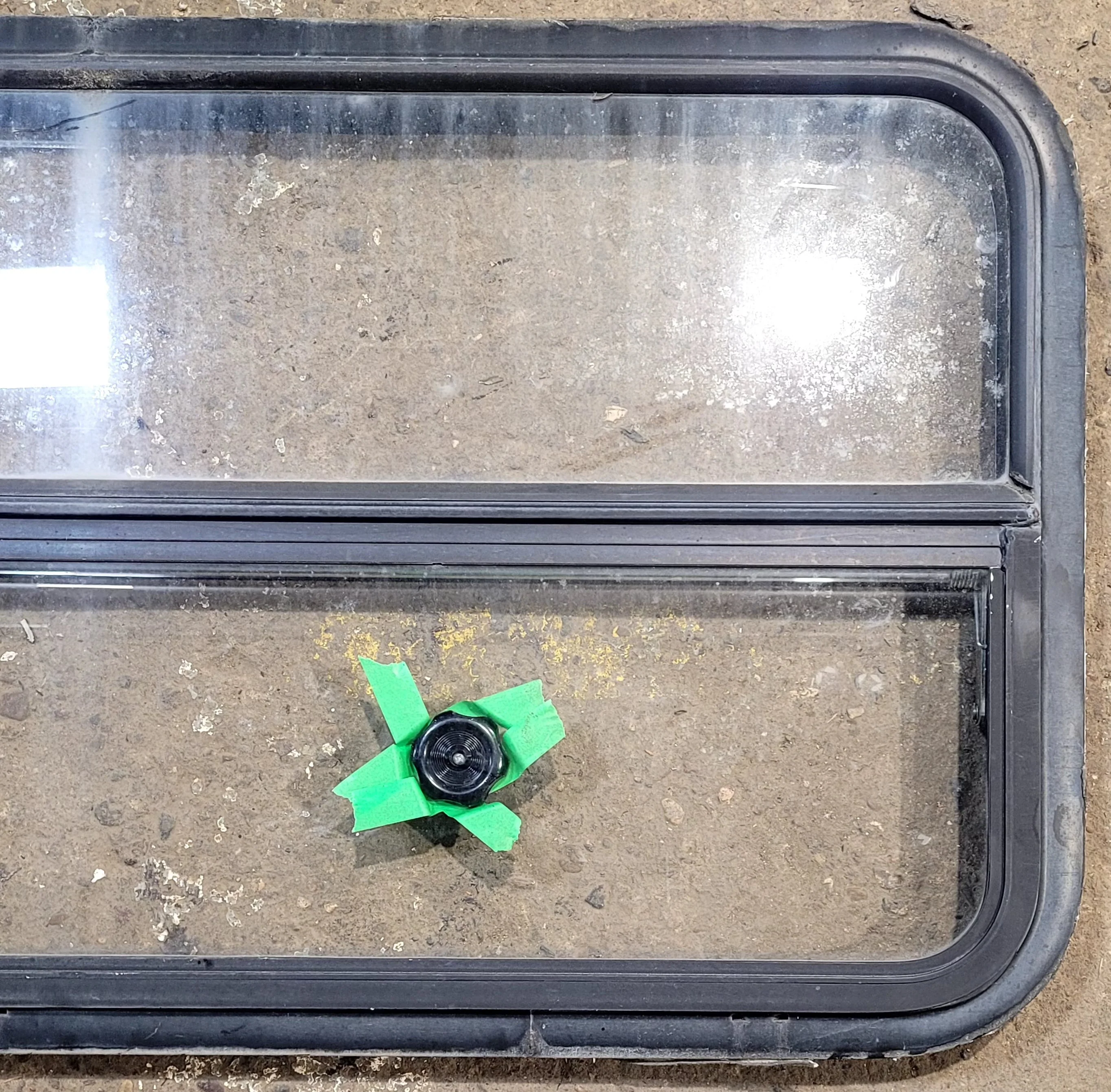 Used Black Radius Opening Window : 29 1/2" W x 21 1/4" H x 1 1/2" D - Image 3